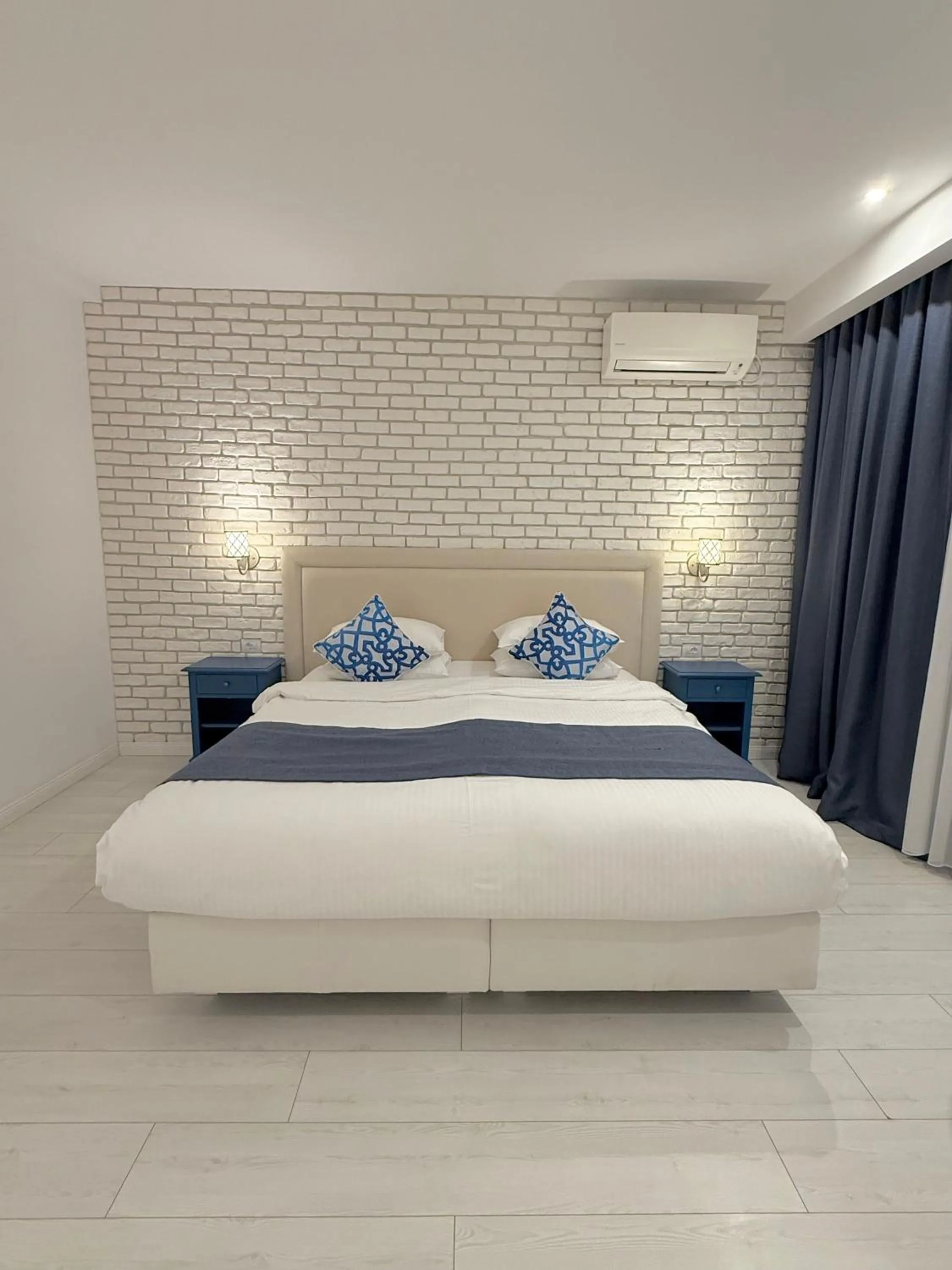 Bed in Krystal Boutique Mansion