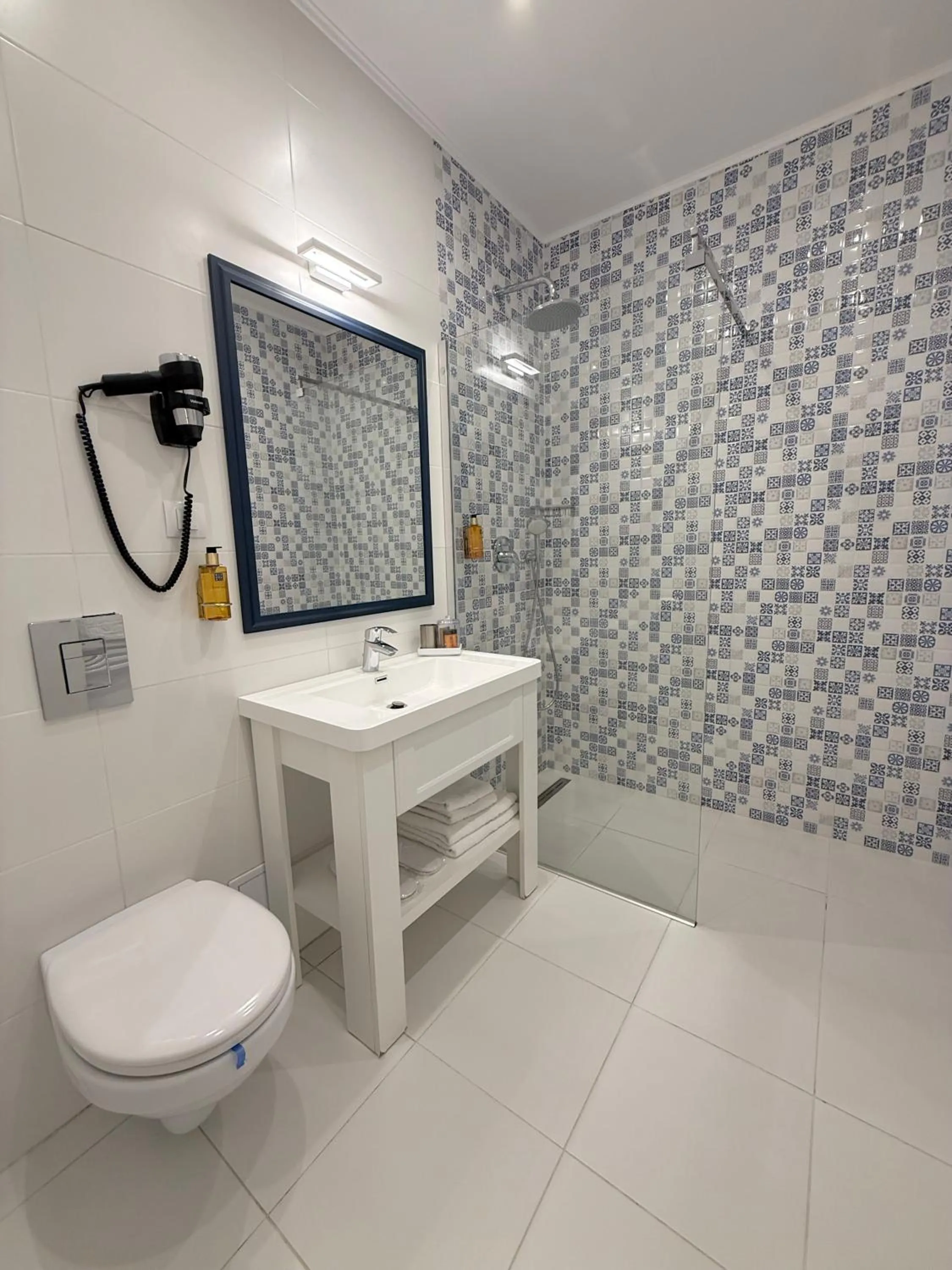 Krystal Boutique Mansion