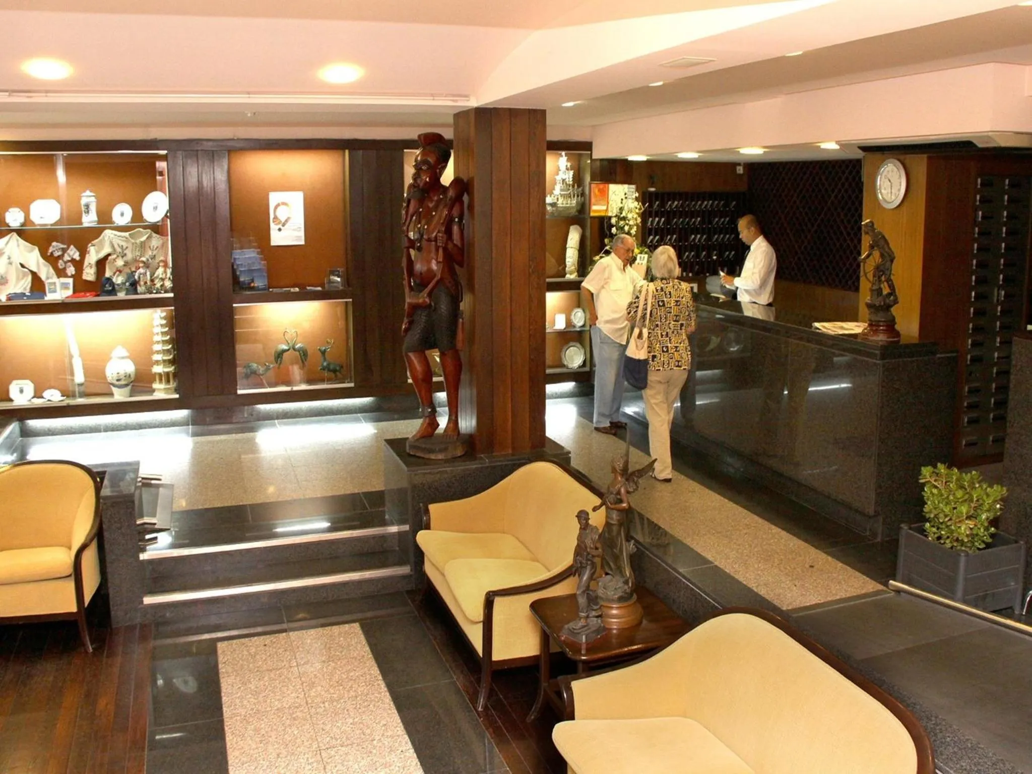 Lobby or reception in Luso Brasileiro