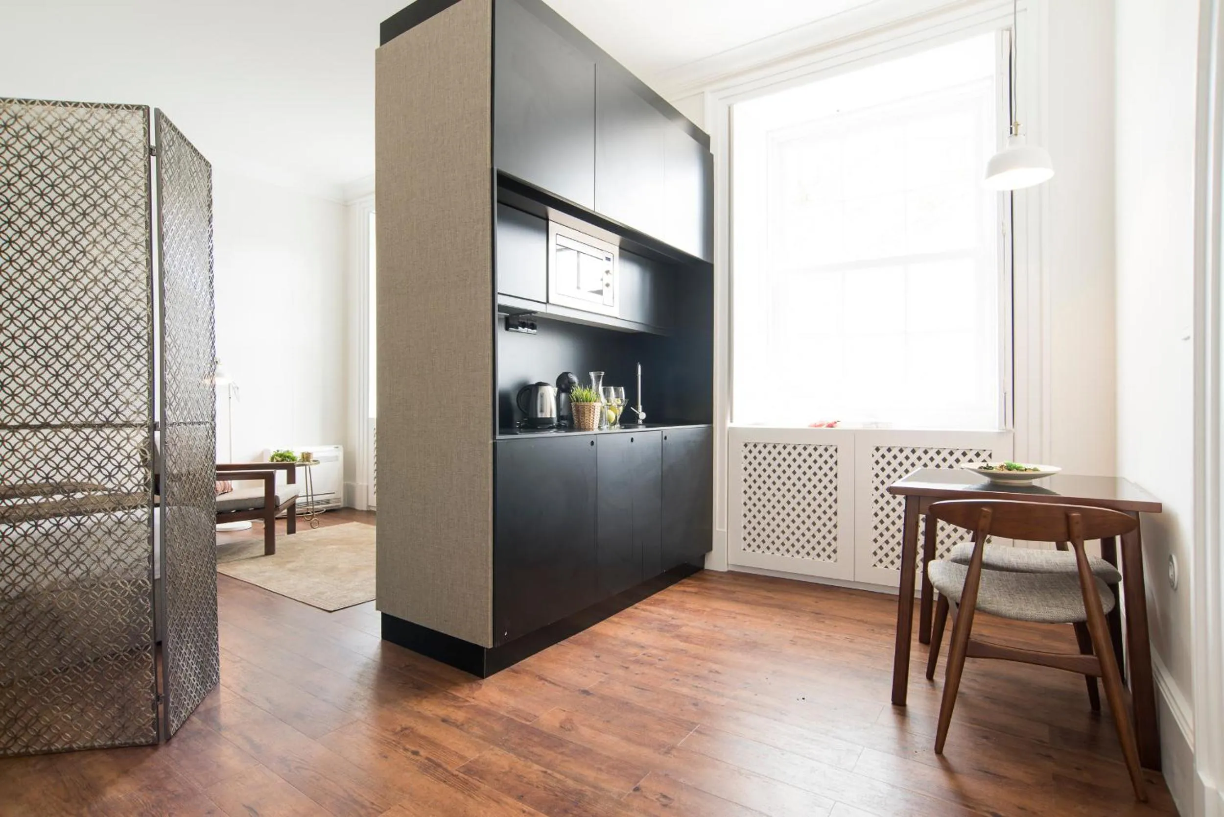Kitchen or kitchenette in bnapartments Carregal