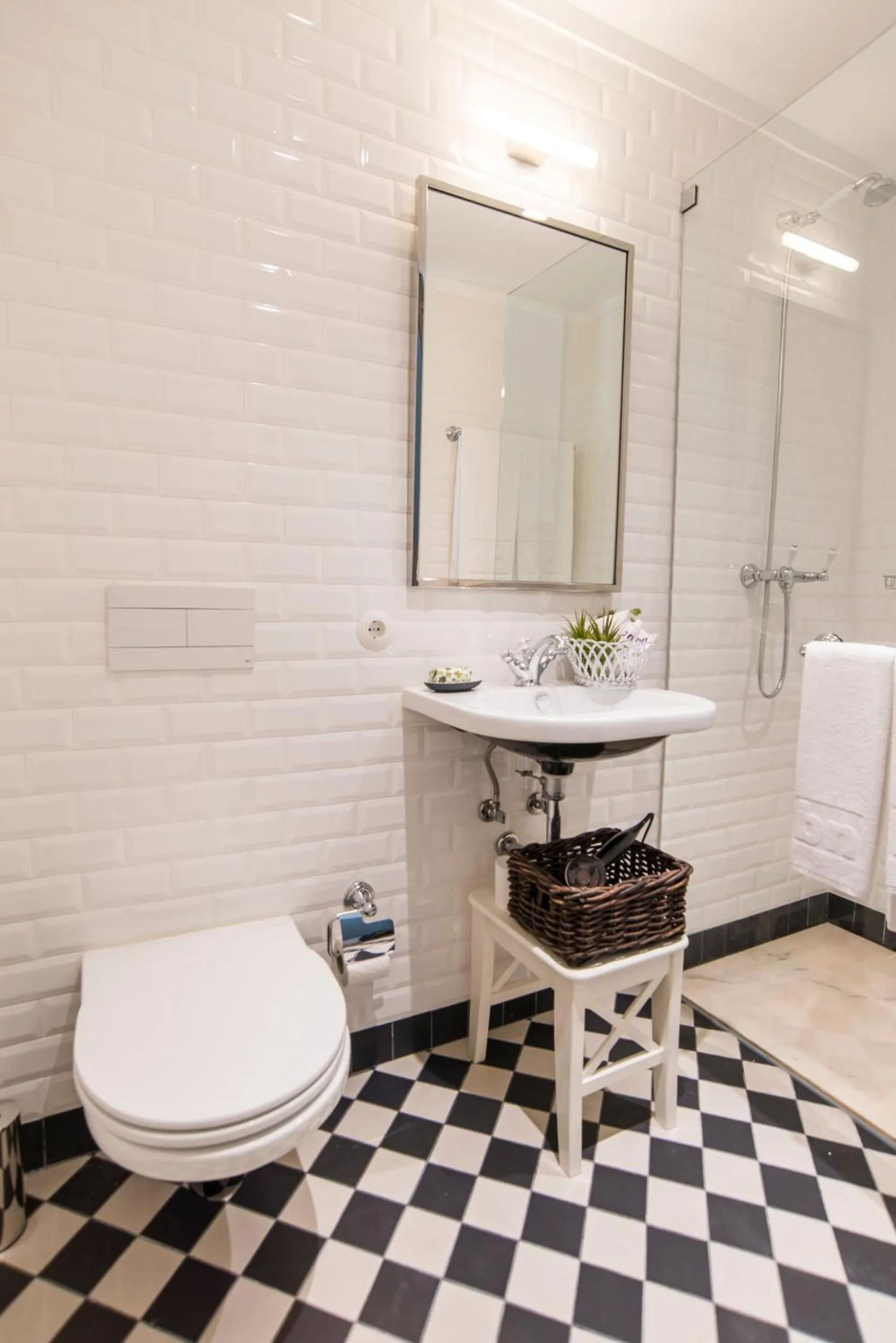 Bathroom in bnapartments Carregal