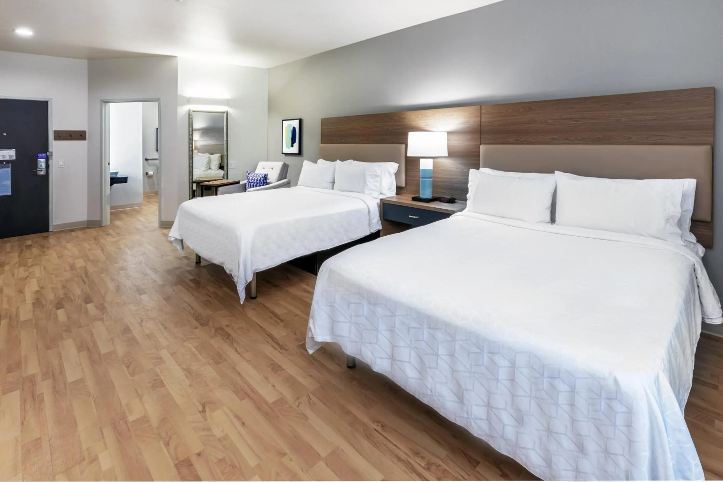 Photo of the whole room, Bed in Candlewood Suites - Muskogee by IHG