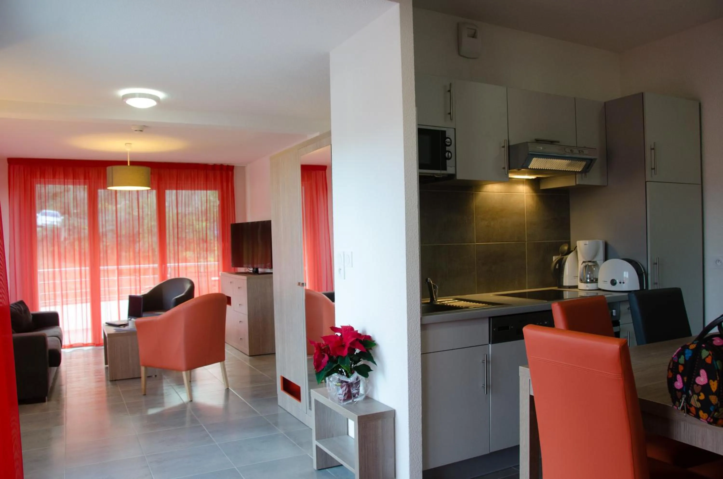 Dining area in Résidence Ambroise Paré