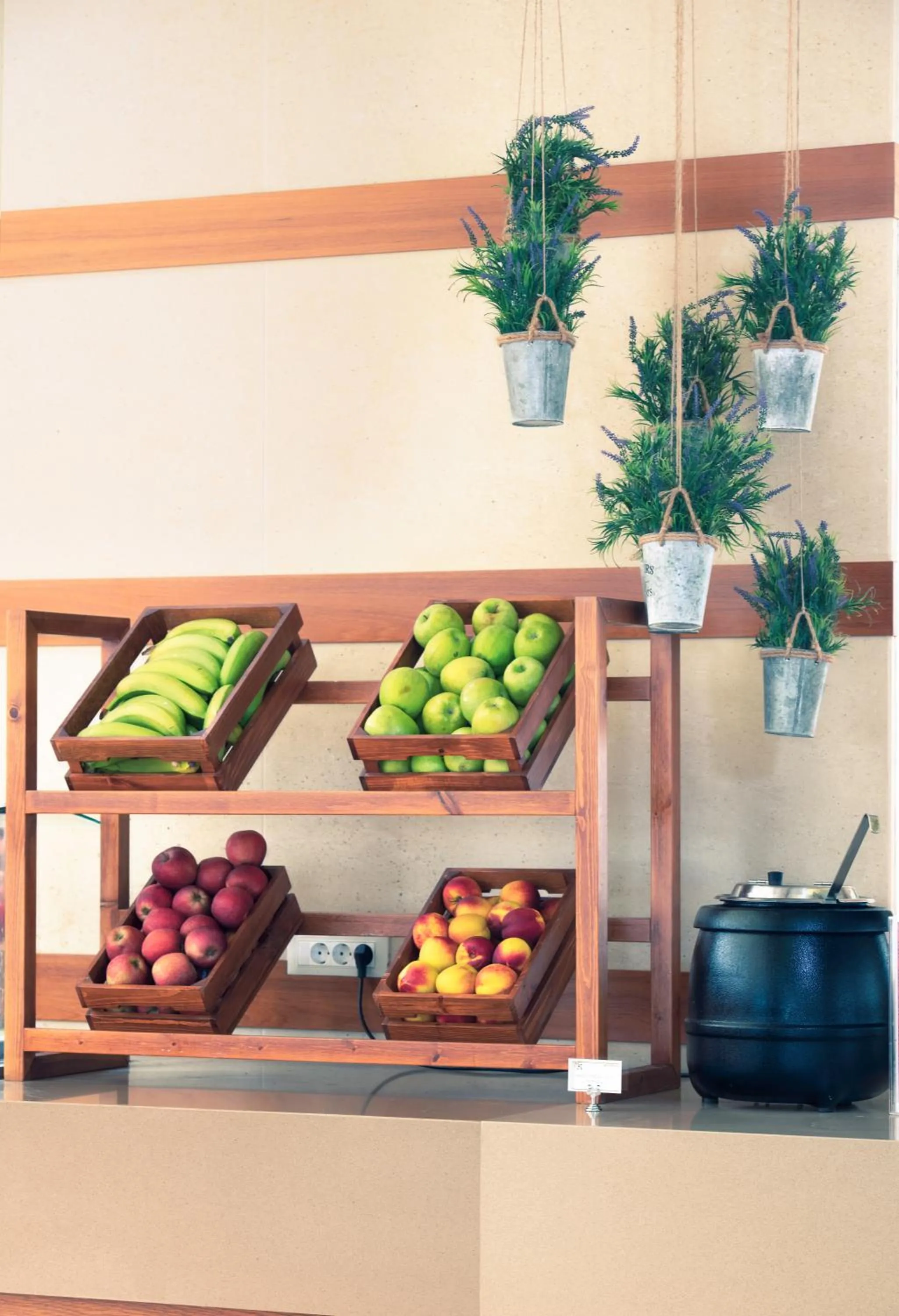 Restaurant/places to eat in Iolida Beach by Smile Hotels