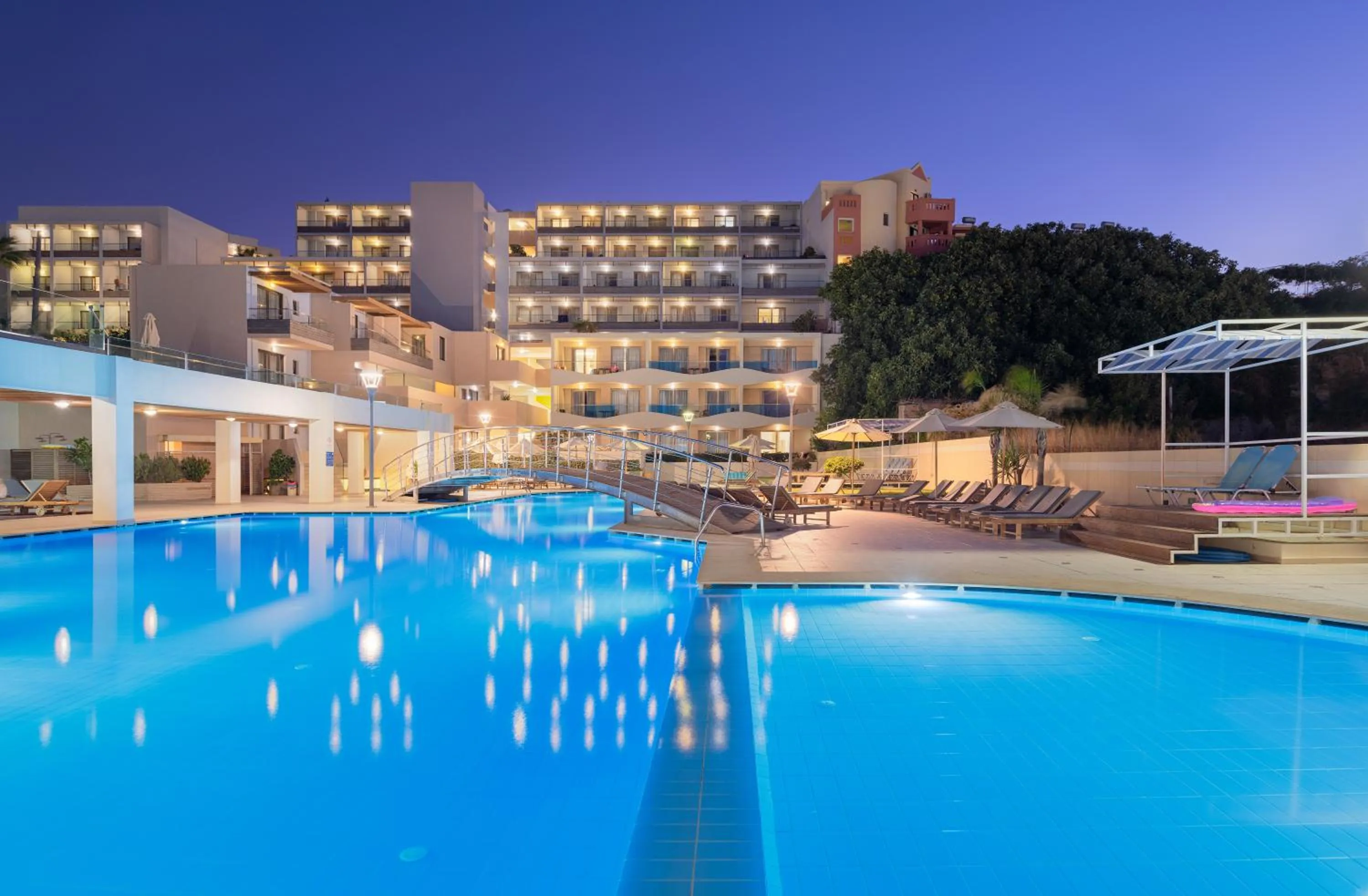 Night in Iolida Beach by Smile Hotels