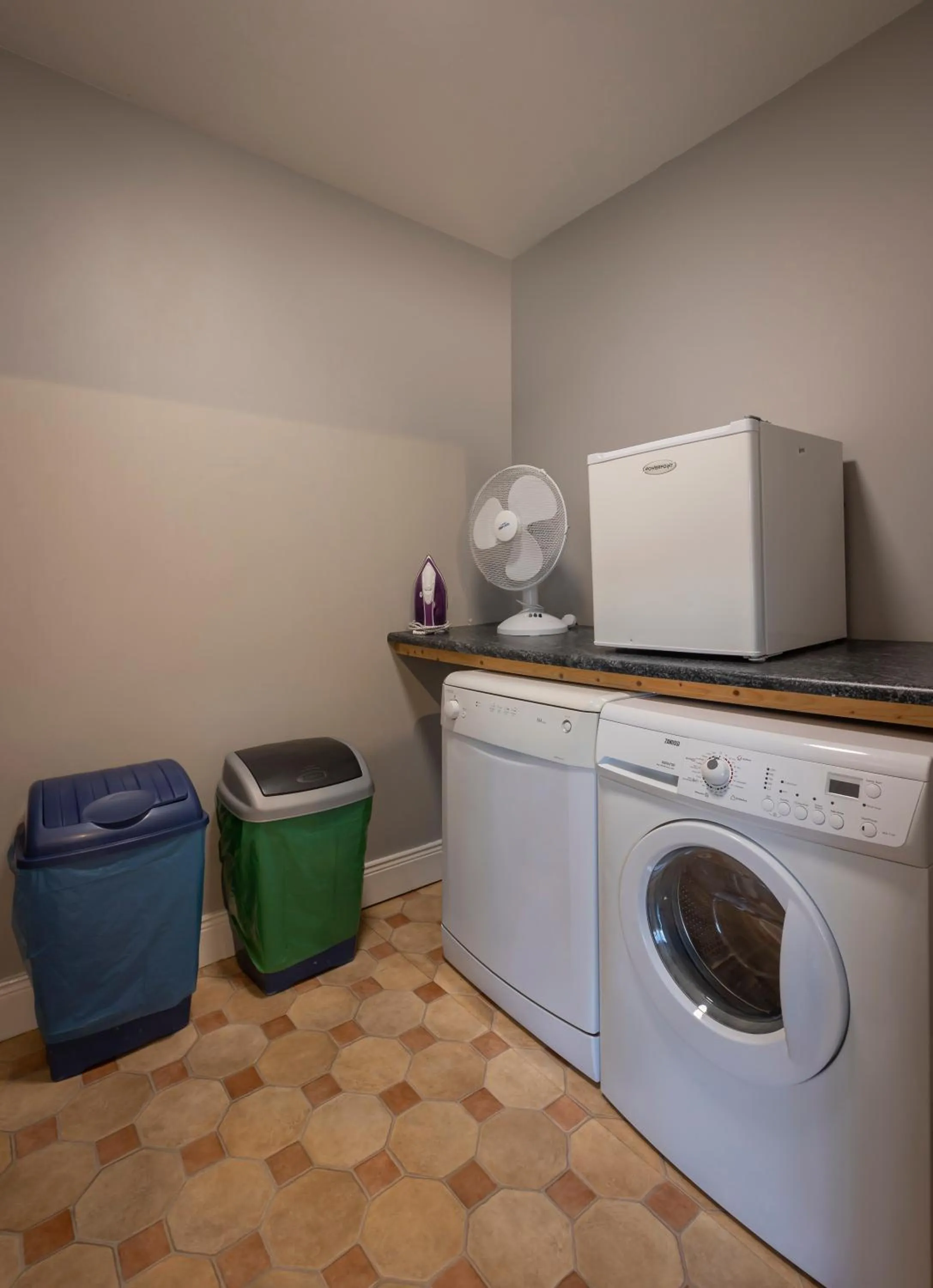 Gleneagle River Apartments