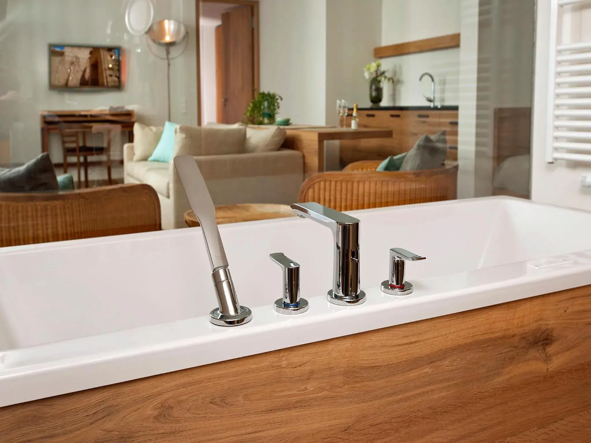 Panorama Suite with Lake View in Hotel Hirschen Horn Panorama Suite with Lake View in Hotel Hirschen Horn