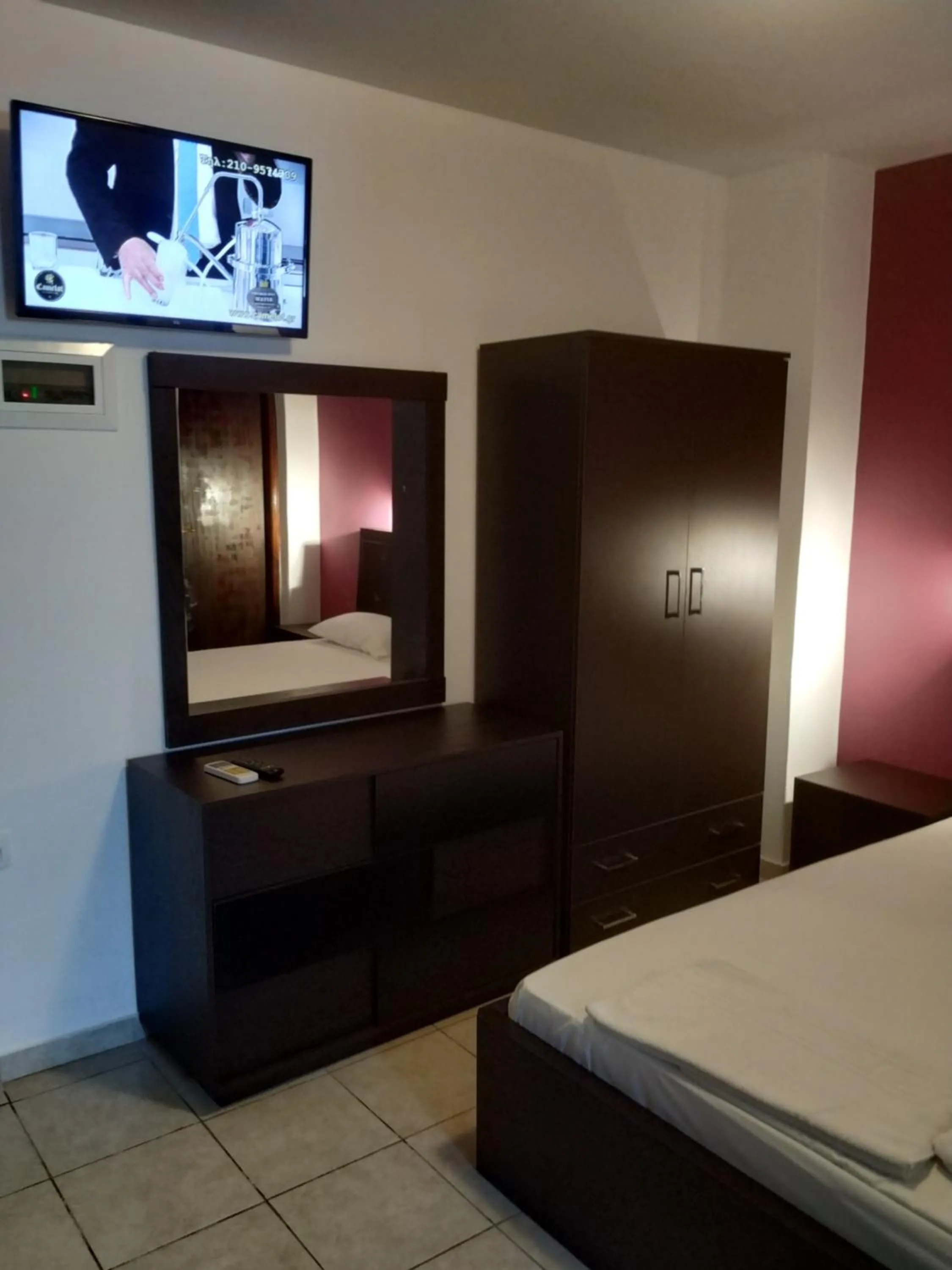 Bed in Mavroforos Hotel