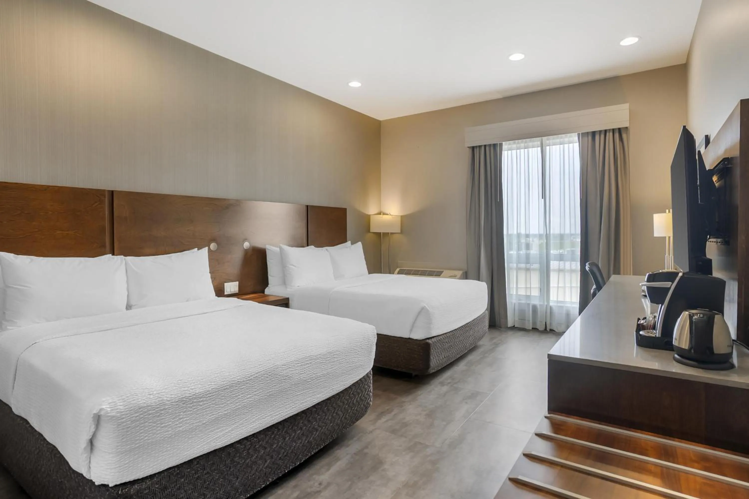 Bedroom, Bed in Best Western Plus East Side