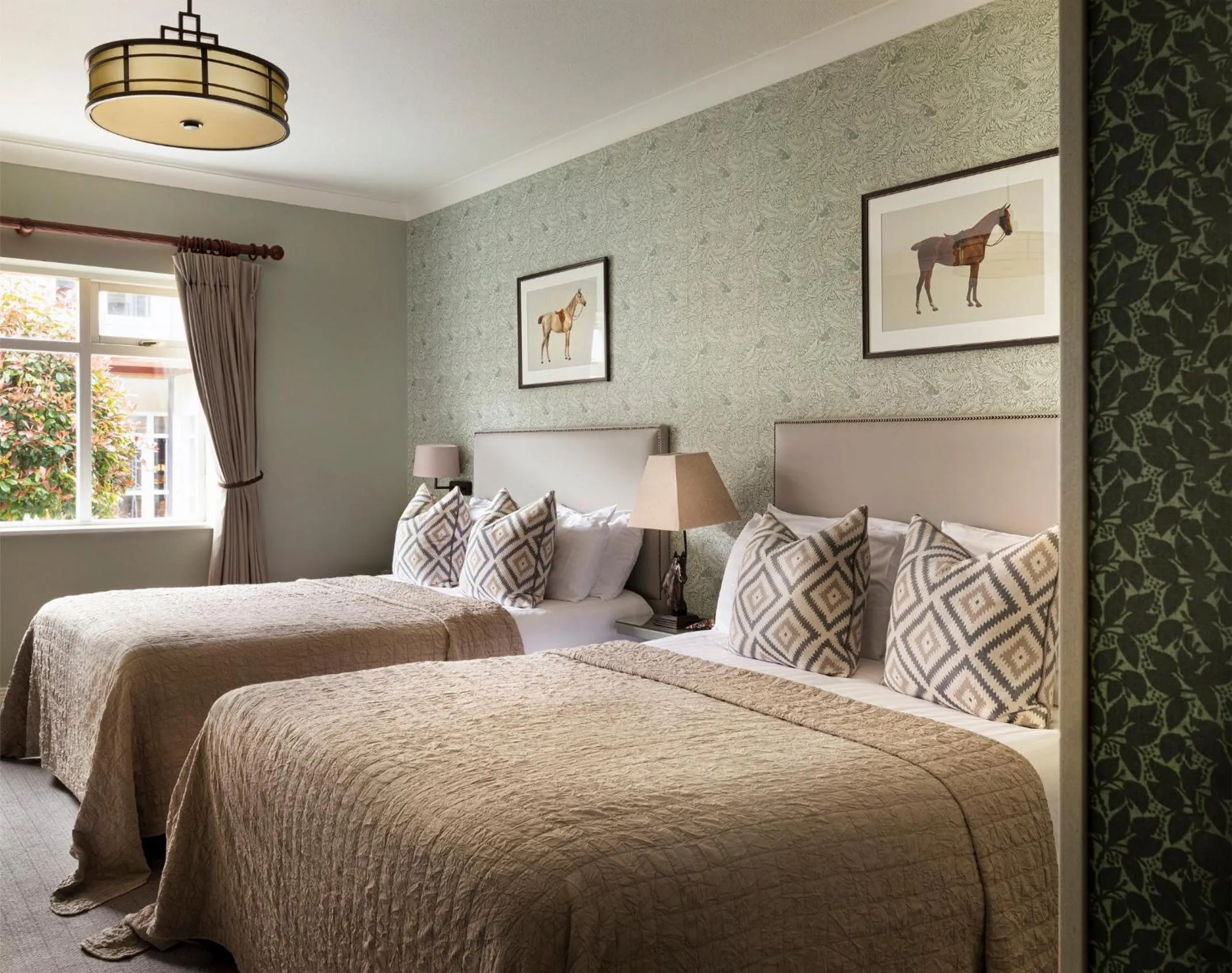 Bed in Horse & Jockey Hotel