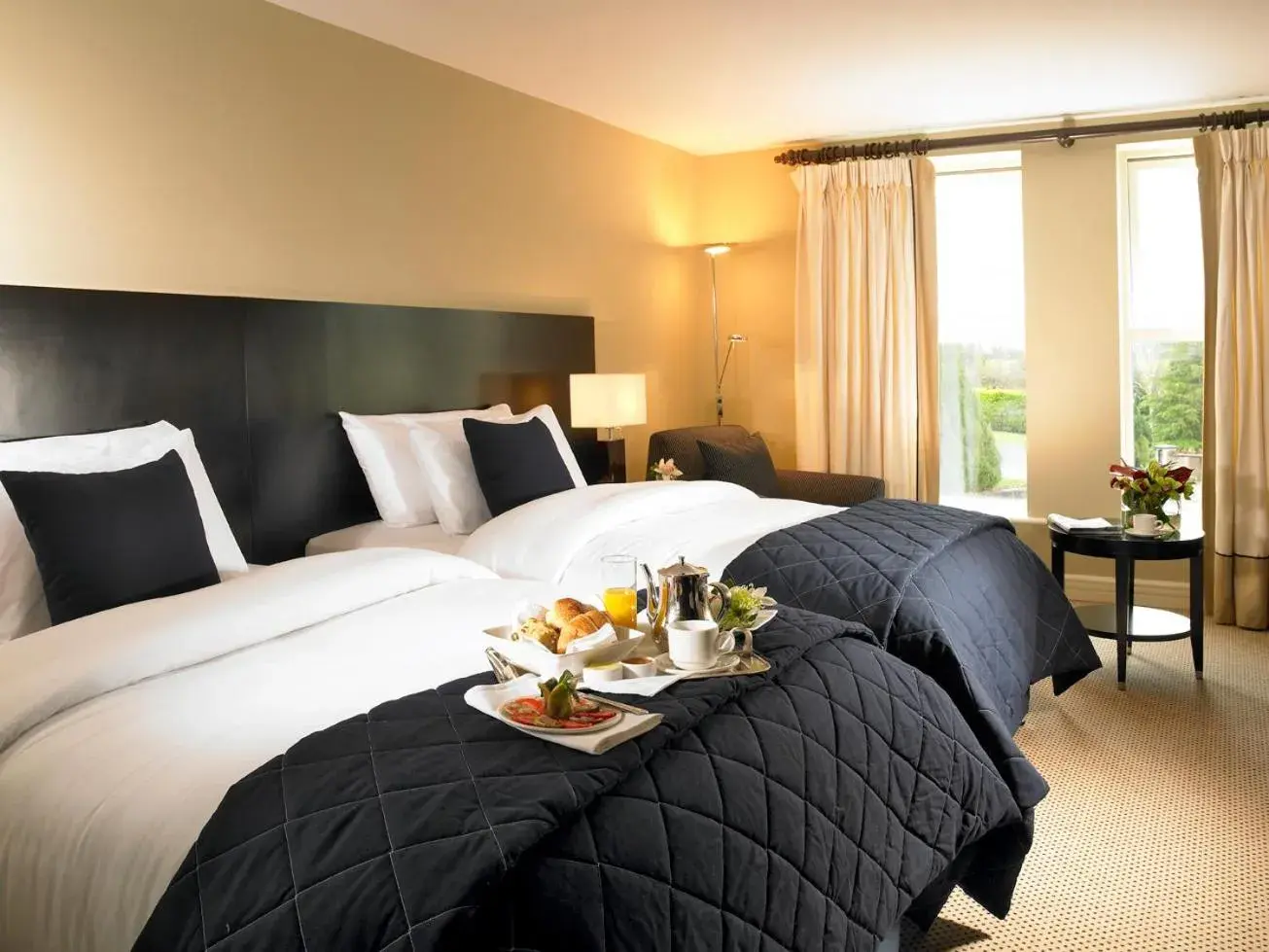 Superior Single Room in Horse & Jockey Hotel Superior Single Room in Horse & Jockey Hotel