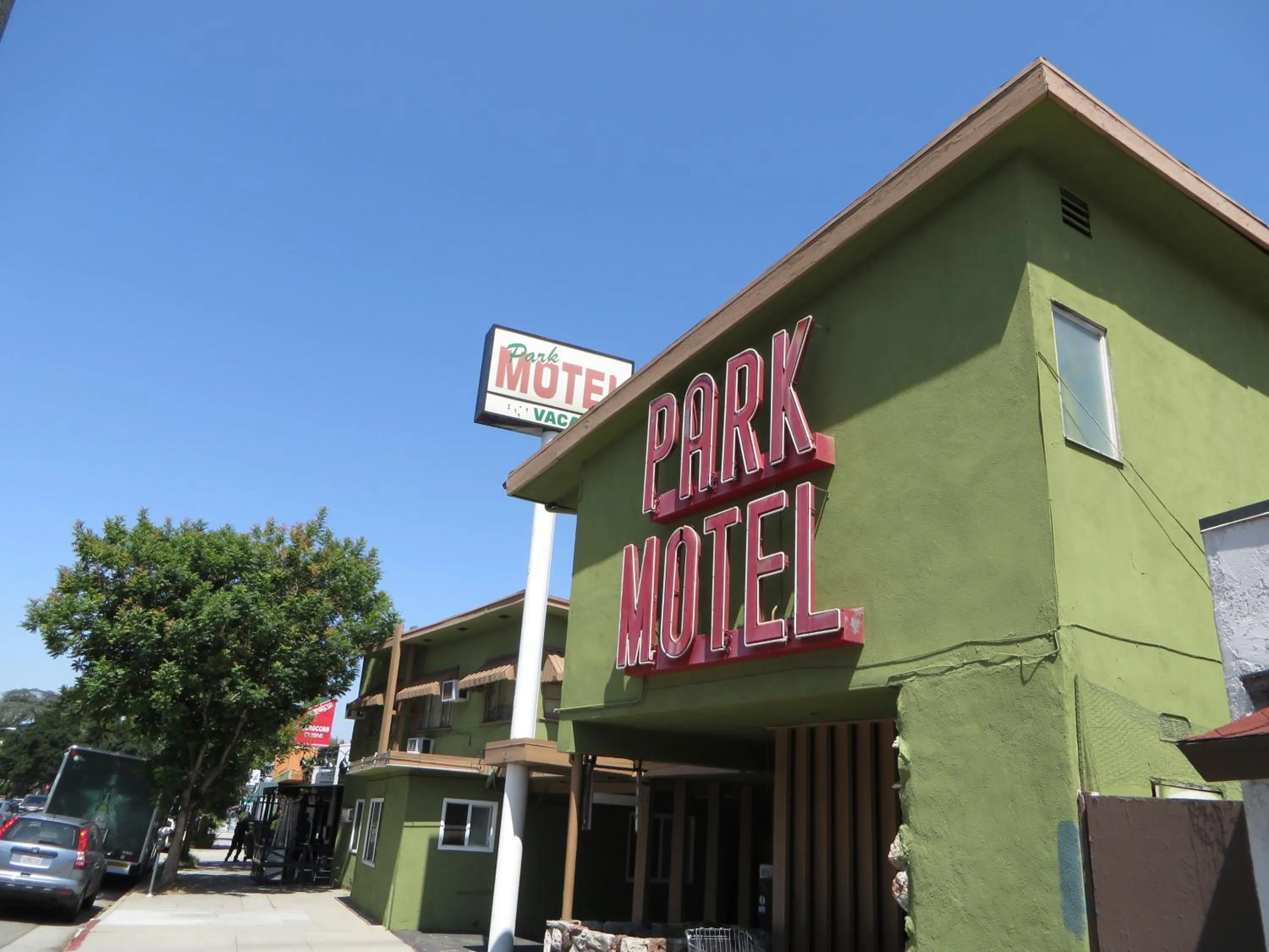 Property building in Park Motel