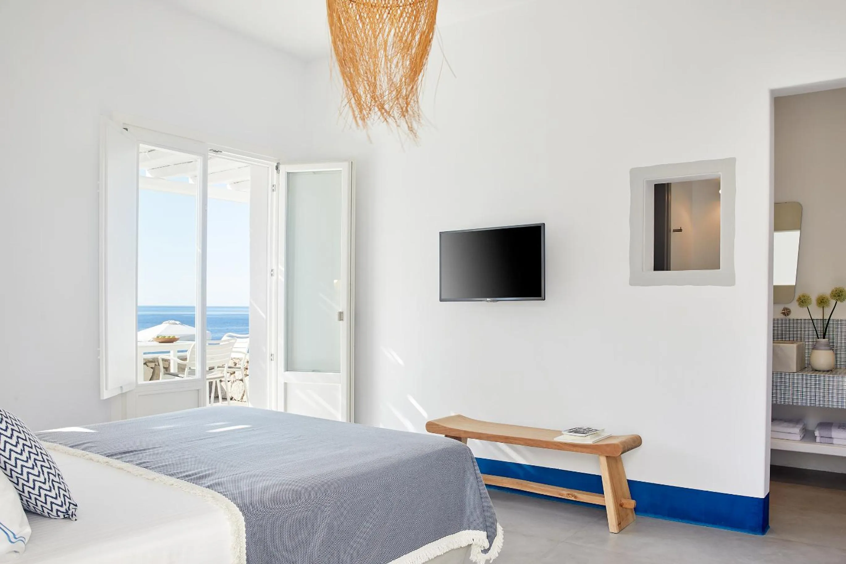 Photo of the whole room, Bed in Milos Breeze Boutique Hotel
