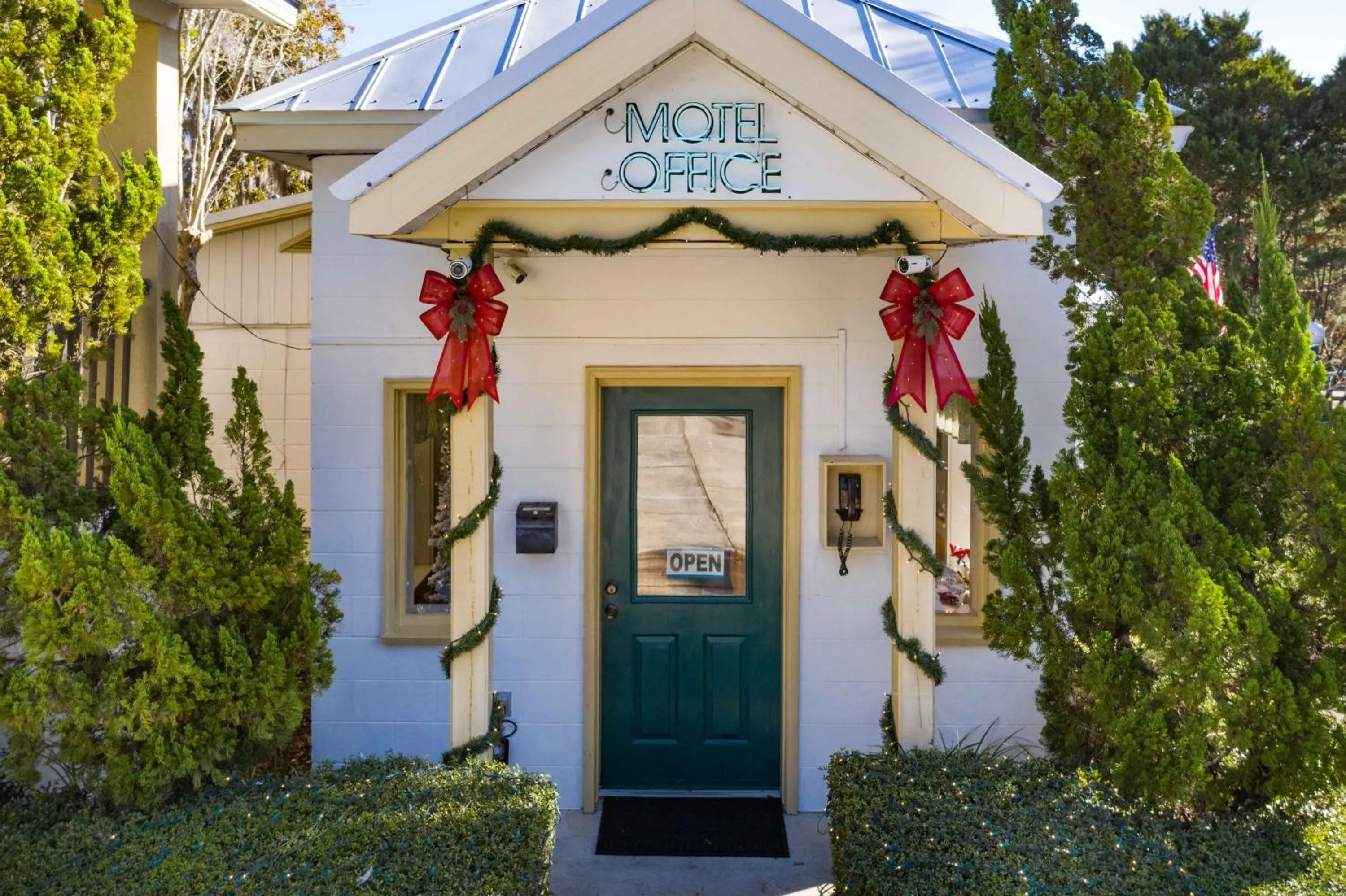 Facade/entrance in Steinhatchee River Inn and Marina