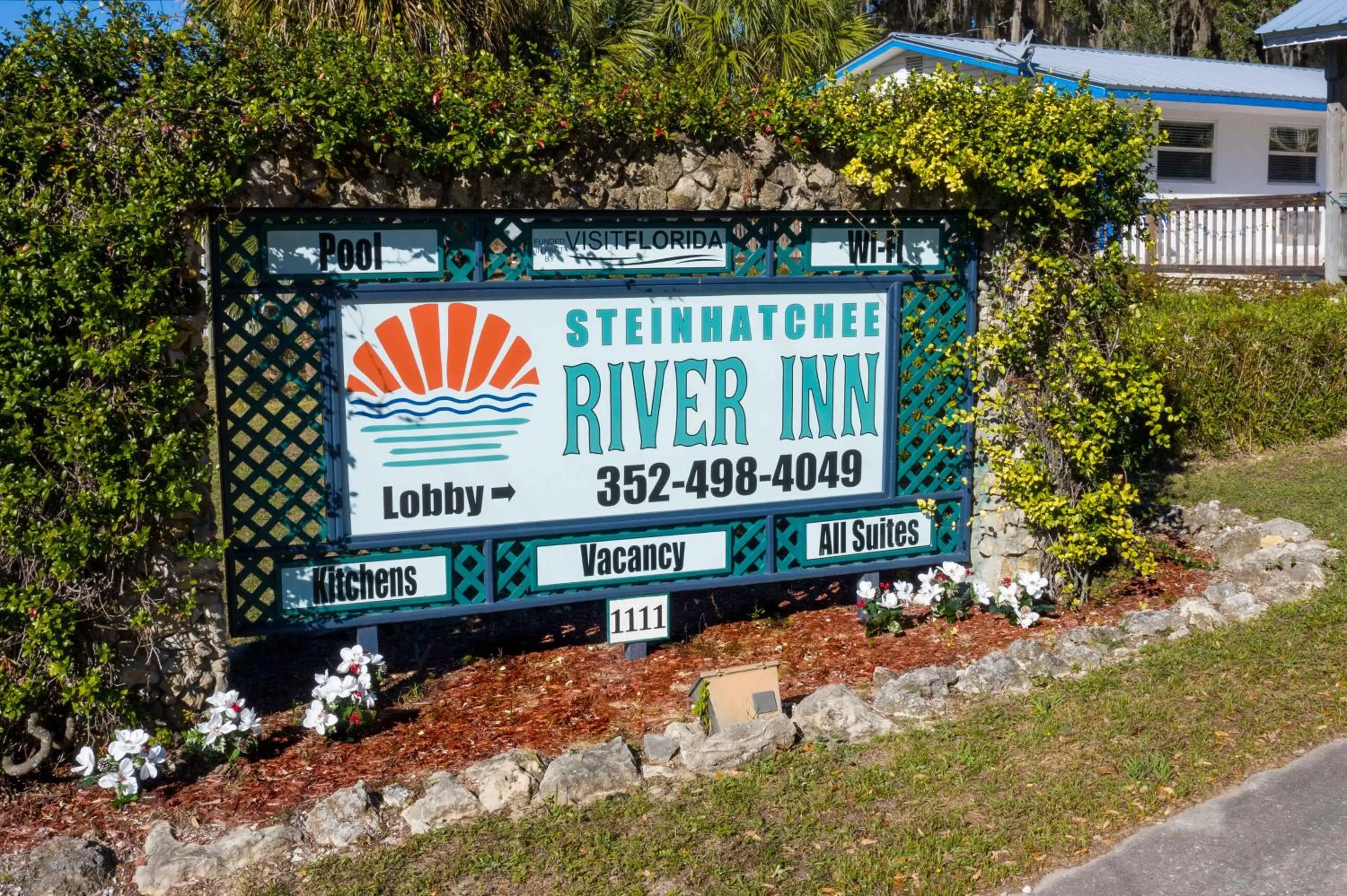 Property logo or sign in Steinhatchee River Inn and Marina