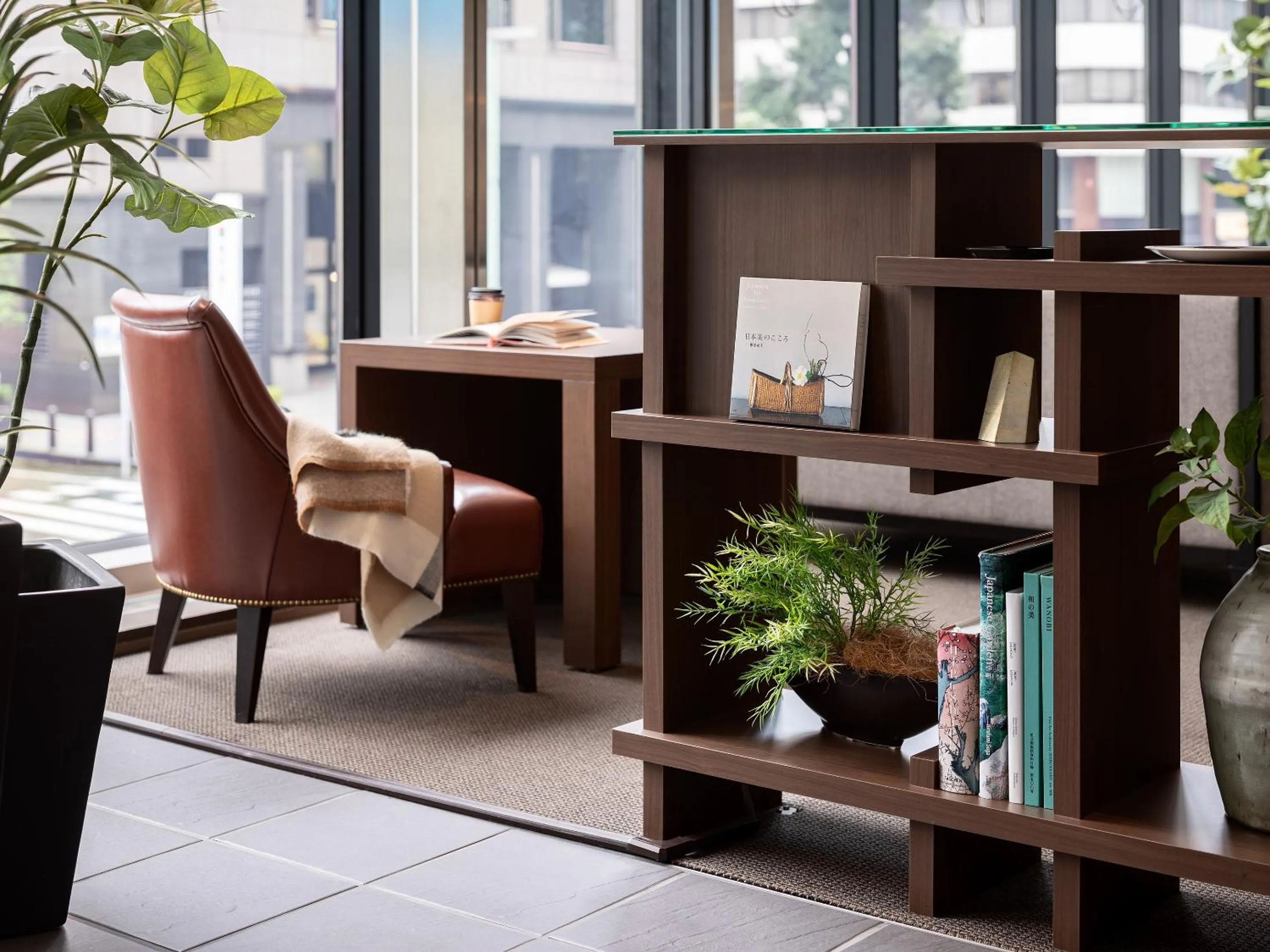 Lounge or bar in Mitsui Garden Hotel Kyobashi - Tokyo Station