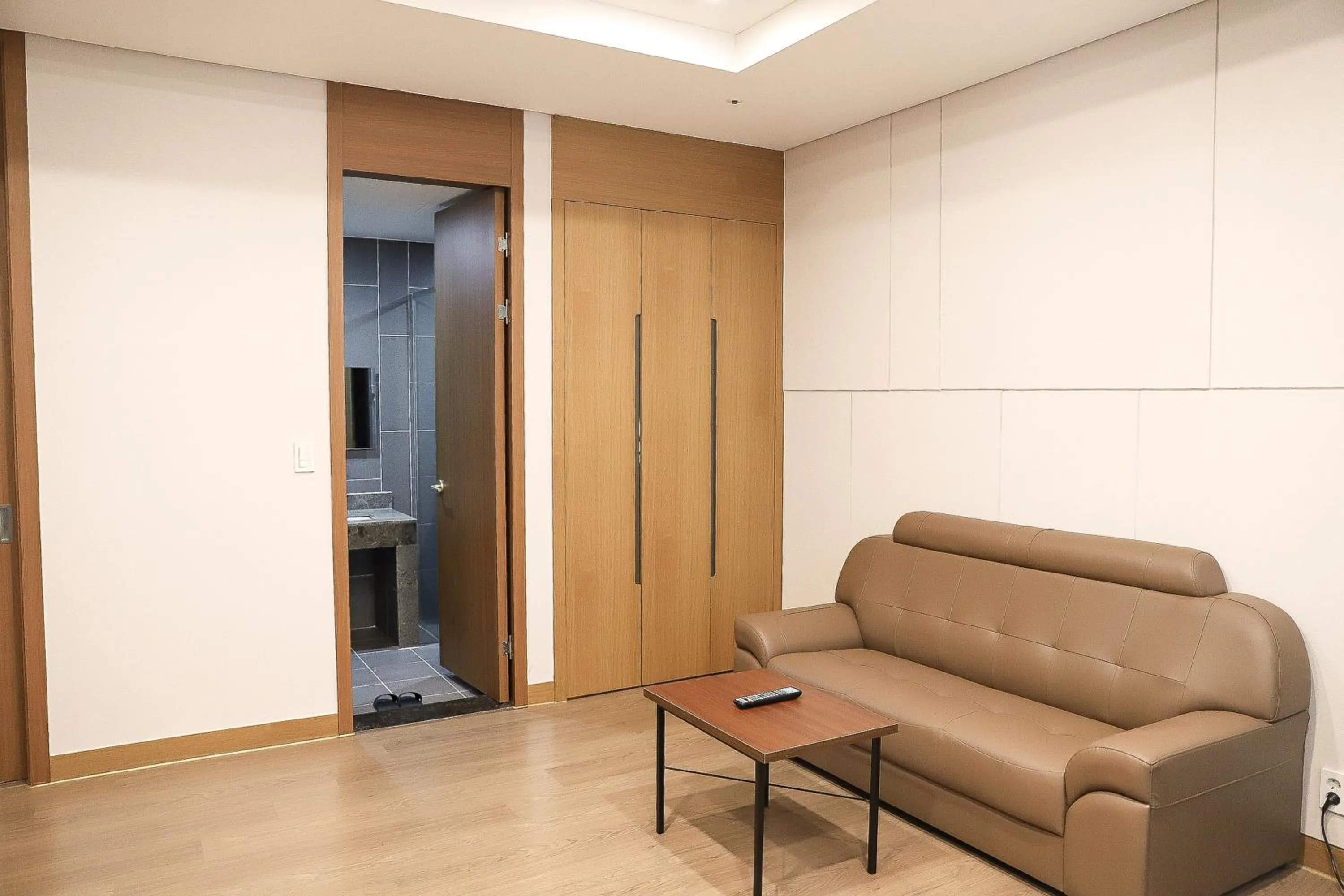 Living room in Ramada by Wyndham Gangwon Sokcho