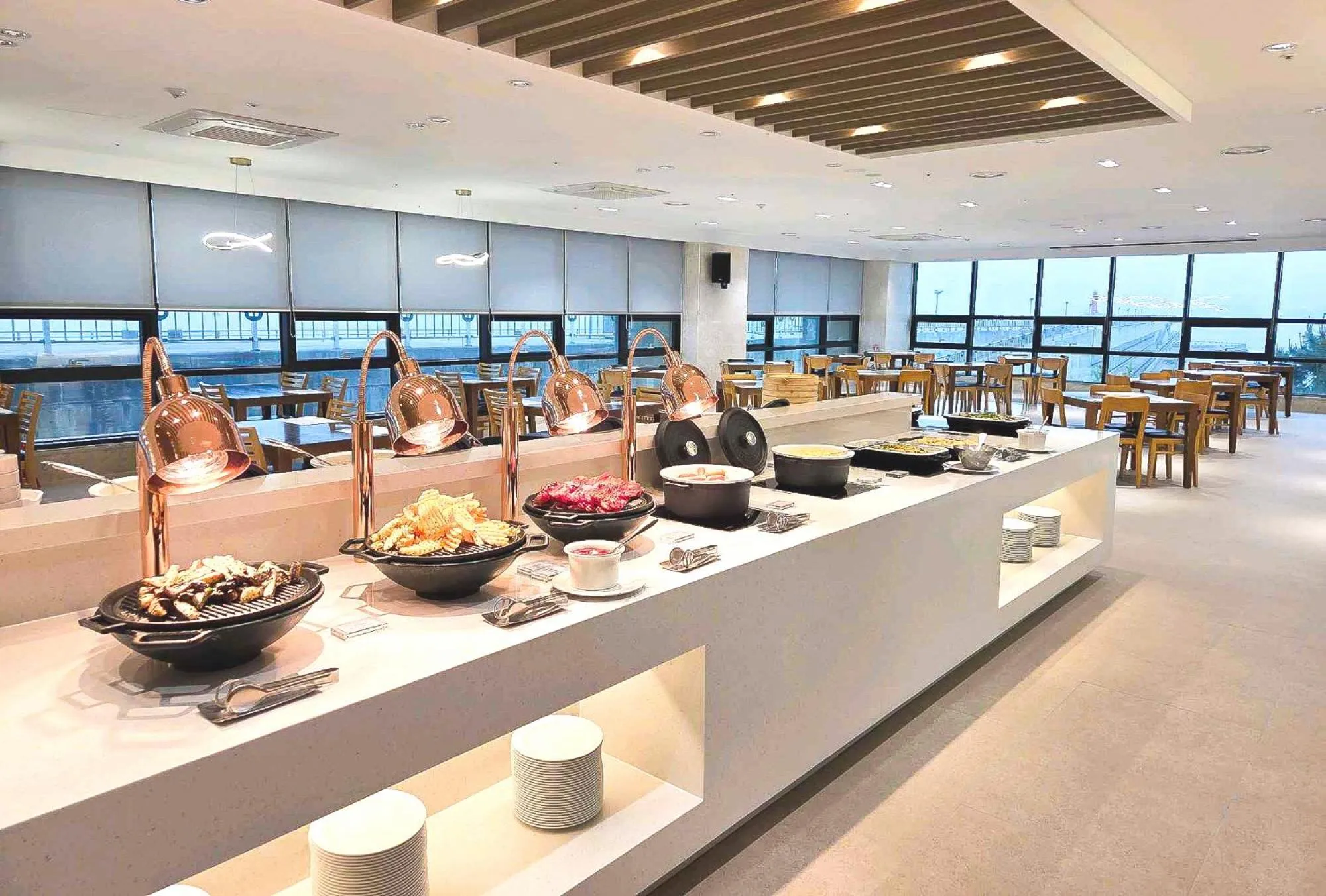 Buffet breakfast in Ramada by Wyndham Gangwon Sokcho