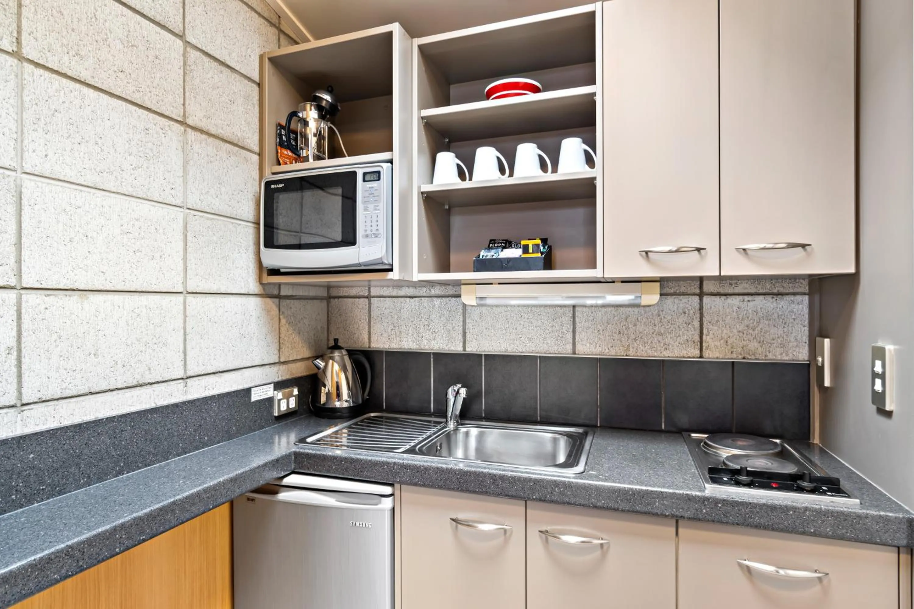 Kitchen or kitchenette in Kaiapoi on Williams Motel