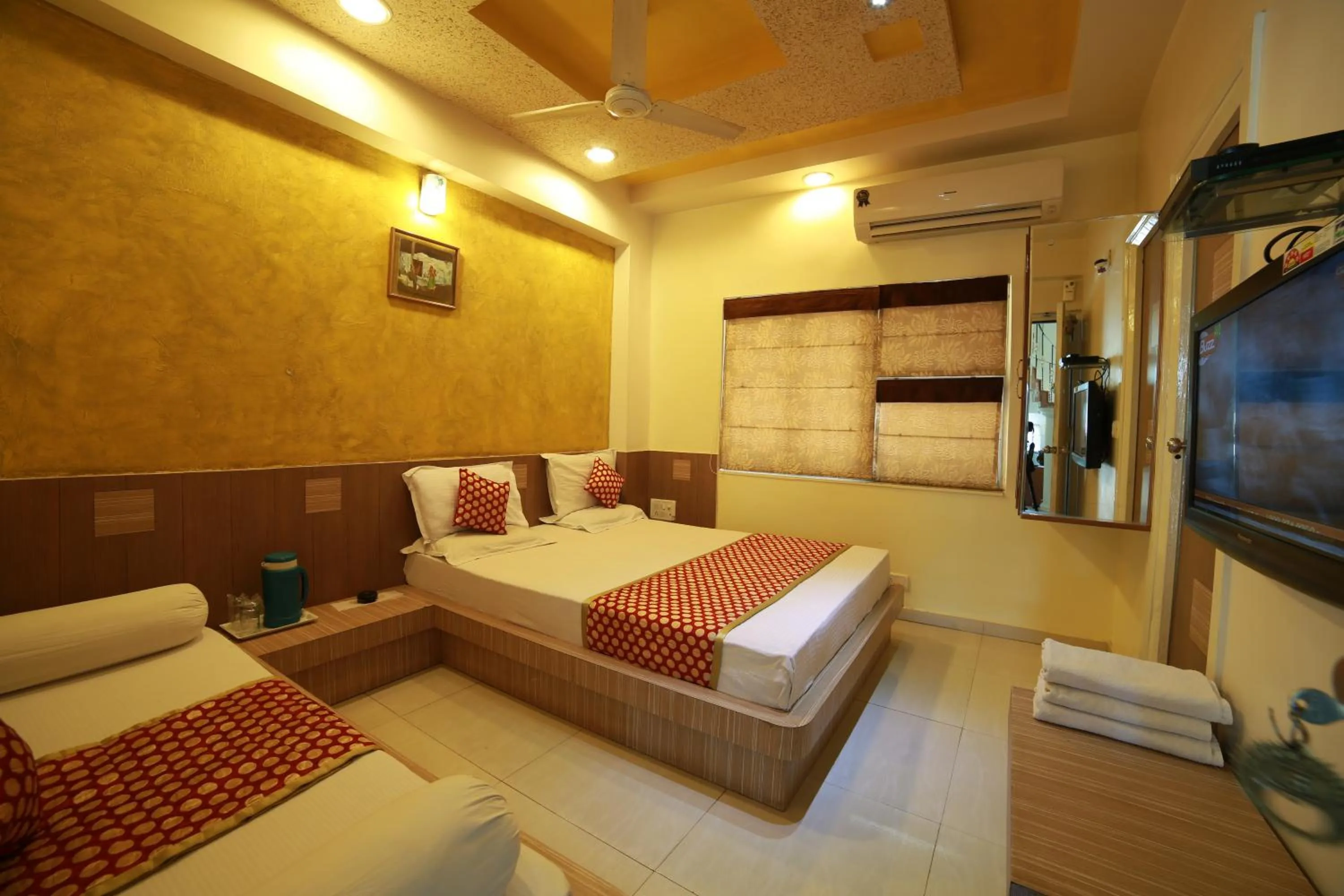 Bed in Hotel Vishram