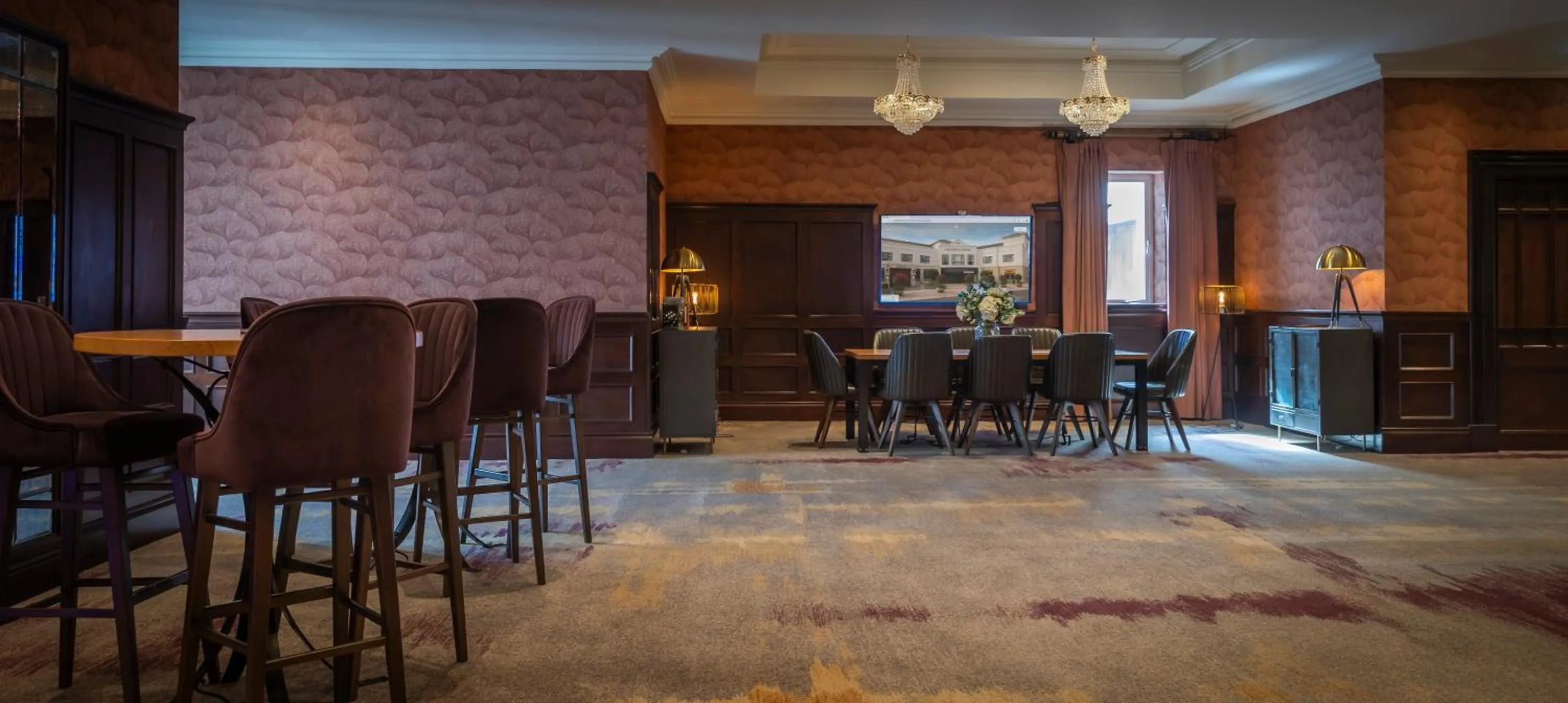 Banquet/Function facilities in Glenroyal Hotel