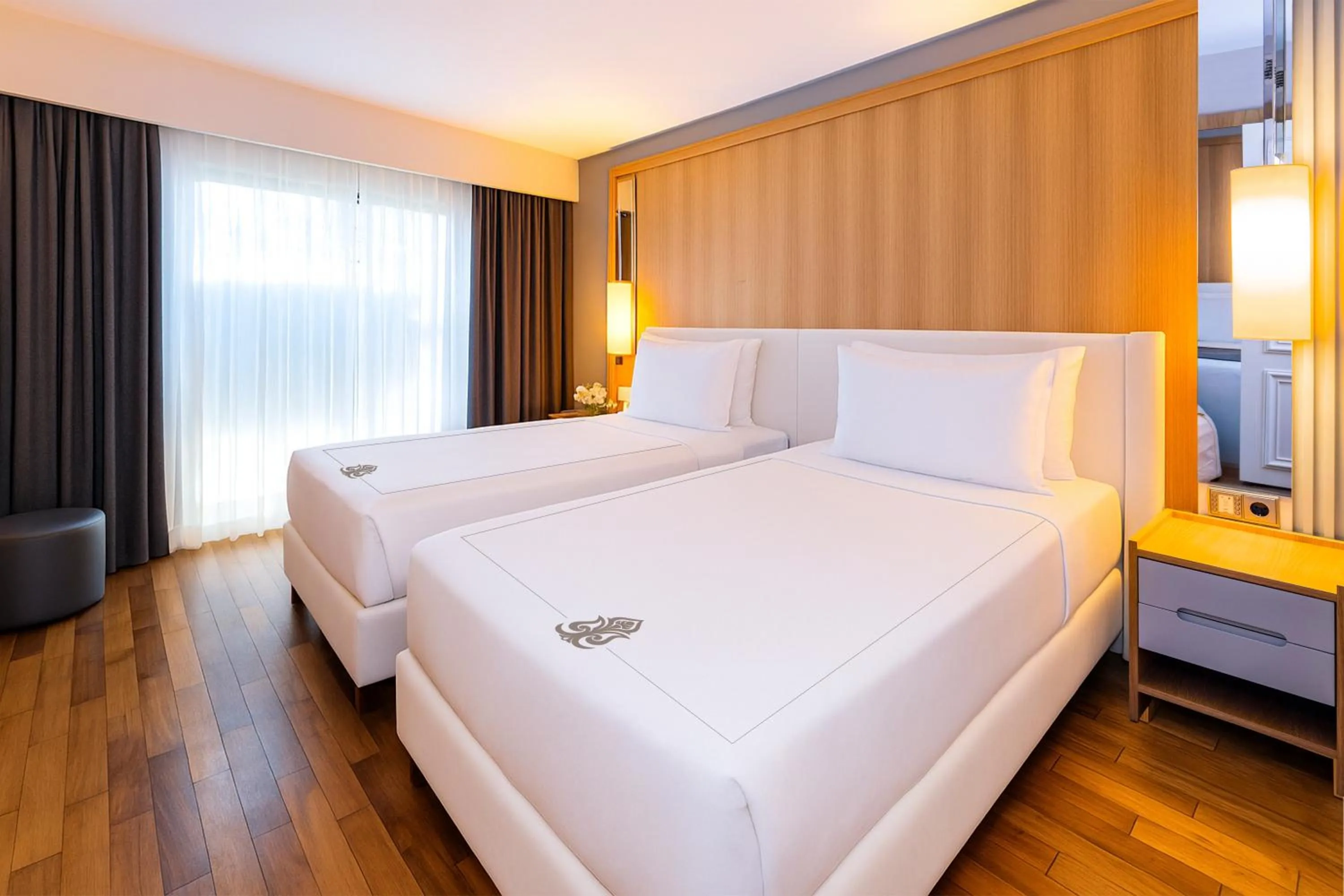 Bedroom, Bed in Kempinski Hotel The Dome Belek