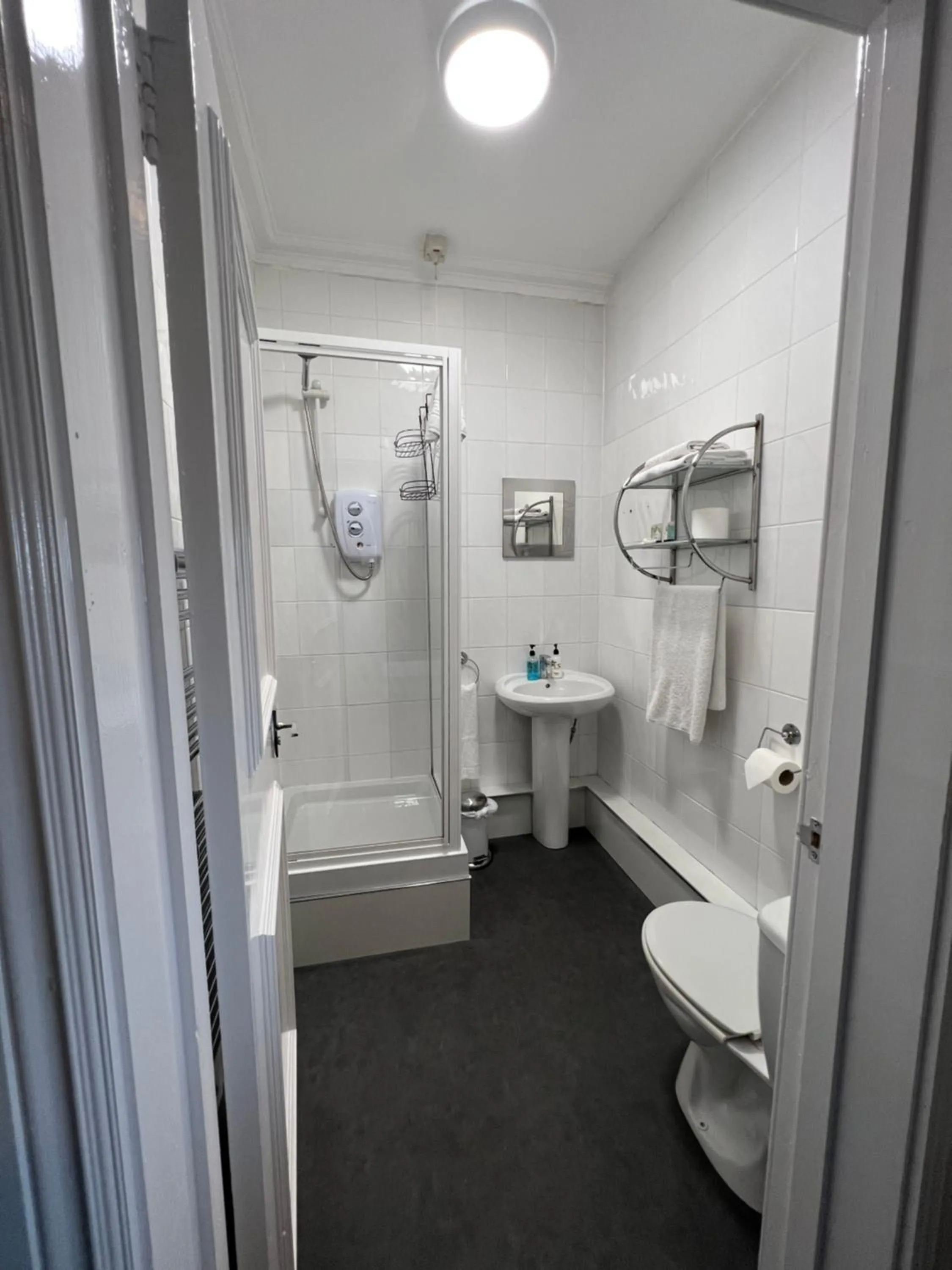 Chapel Cross Guesthouse