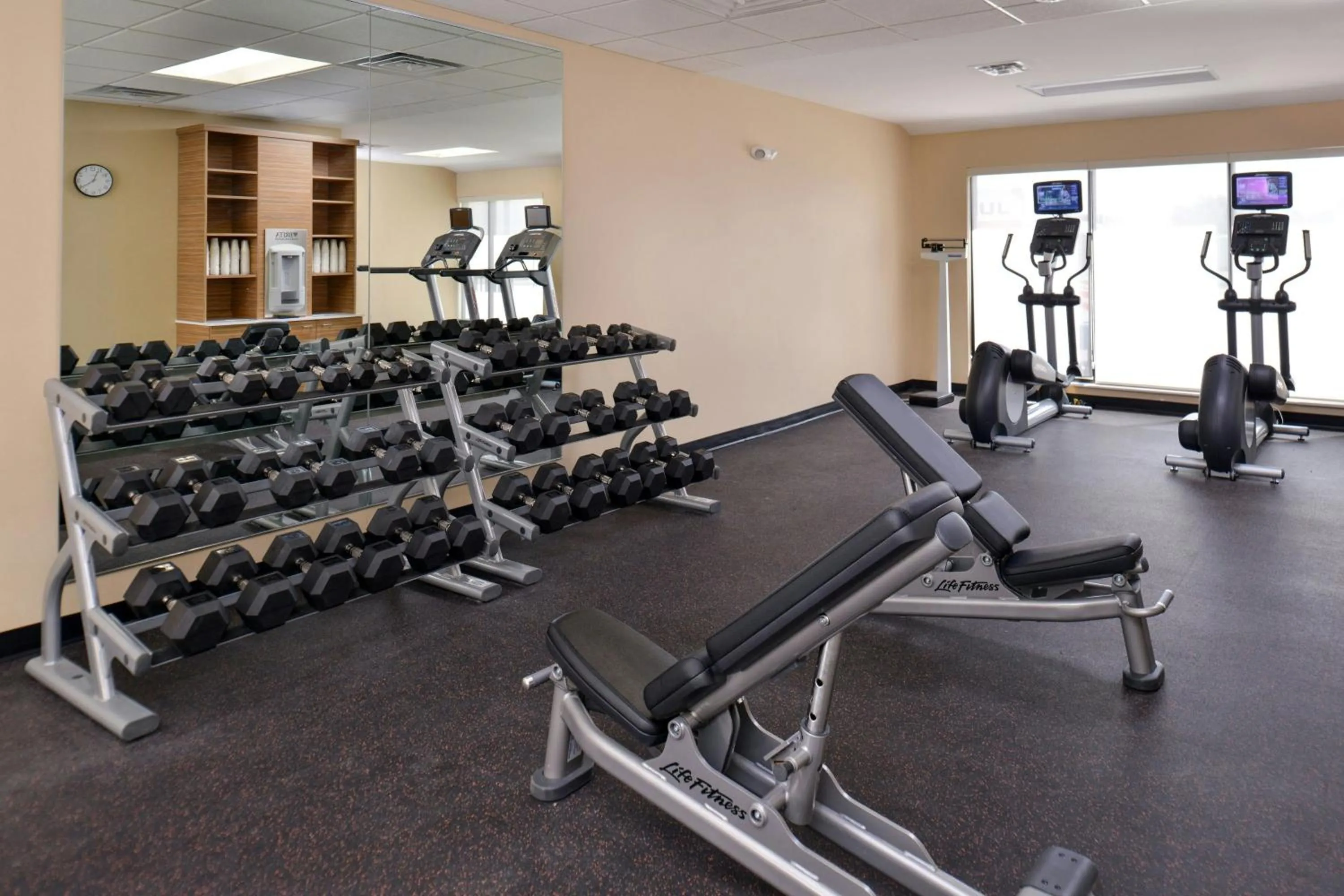 Fitness centre/facilities in TownePlace Suites by Marriott Gillette
