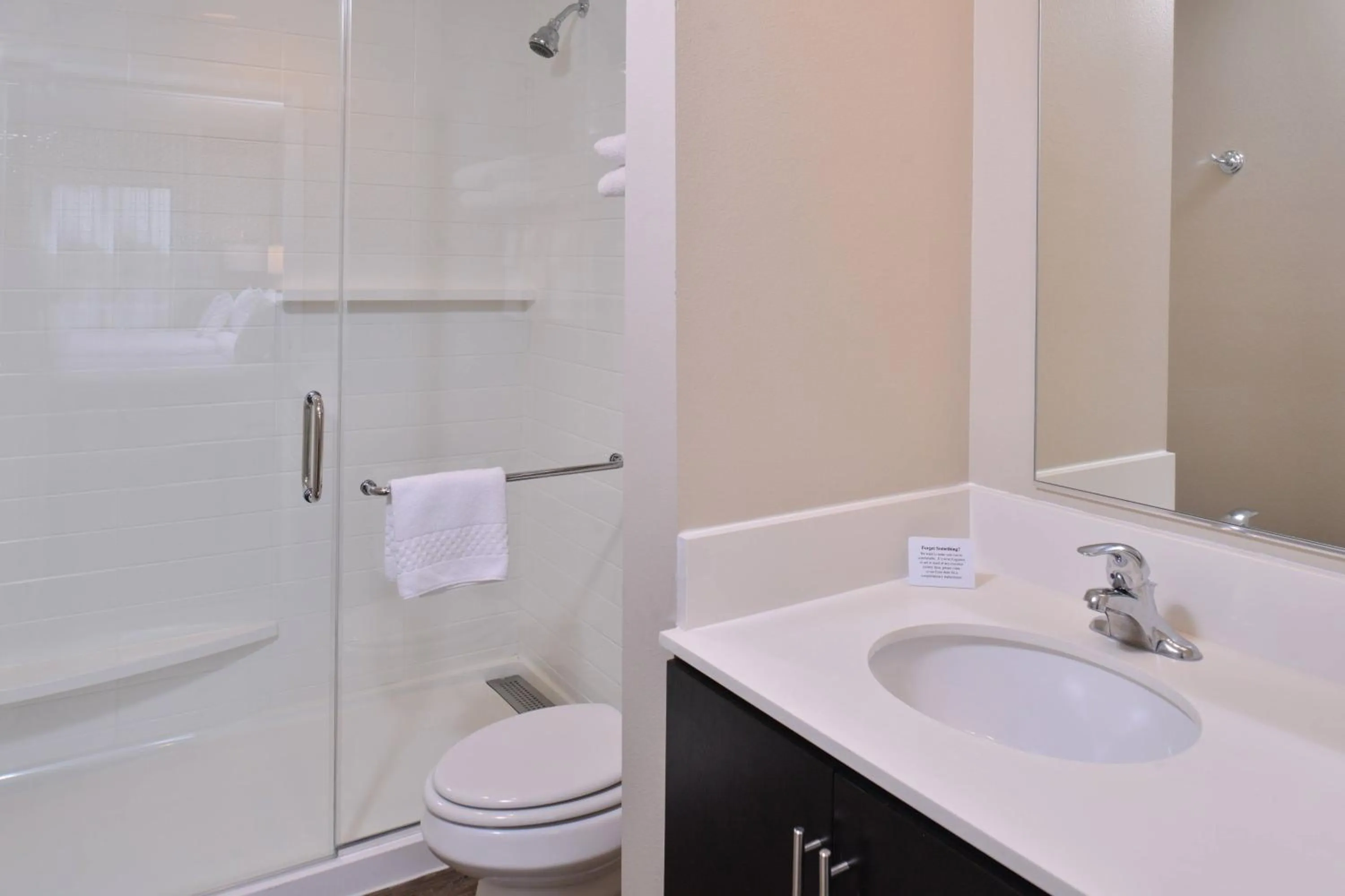 Bathroom in TownePlace Suites by Marriott Gillette