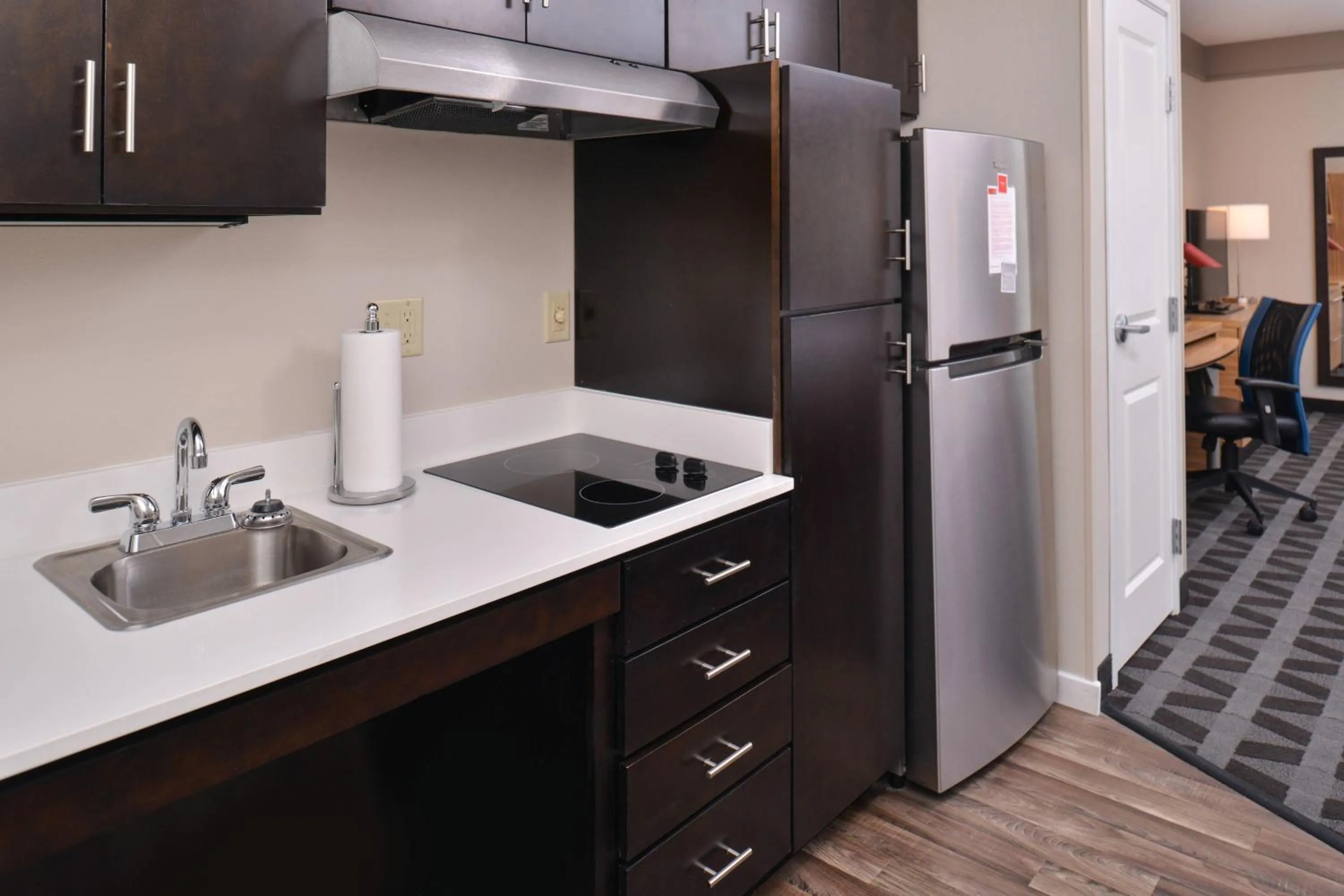 Kitchen or kitchenette in TownePlace Suites by Marriott Gillette