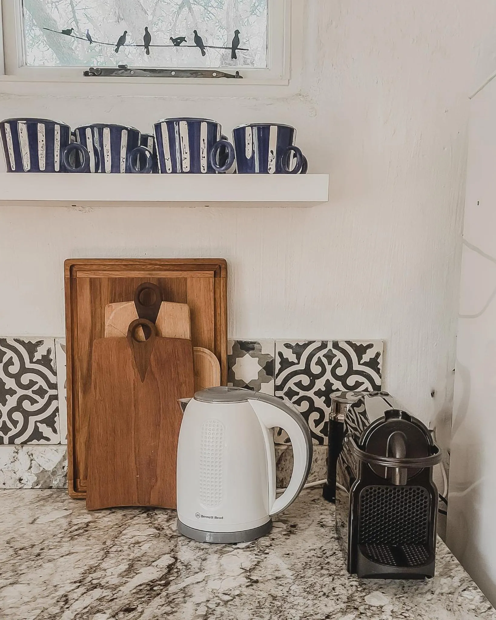 Kitchen or kitchenette in Rooisee