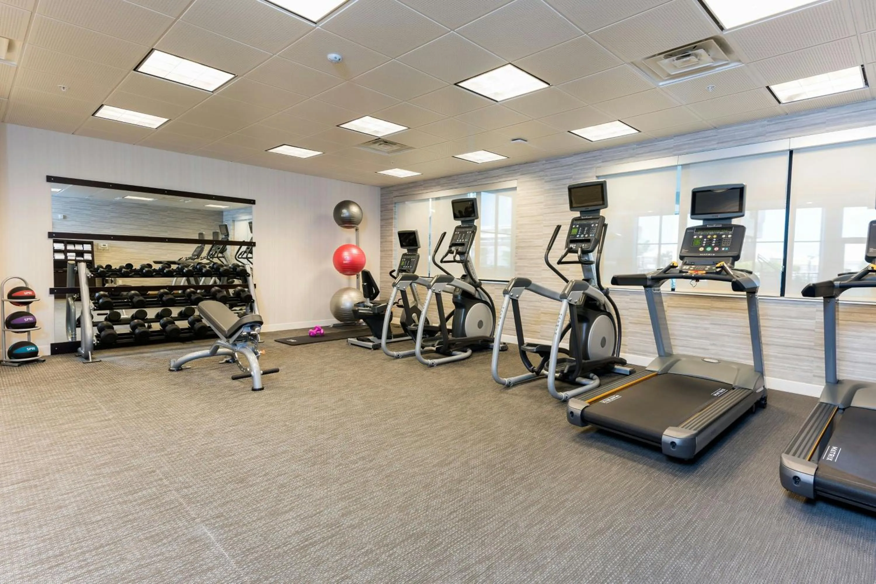 Fitness centre/facilities in Courtyard by Marriott Mt. Pleasant at Central Michigan University