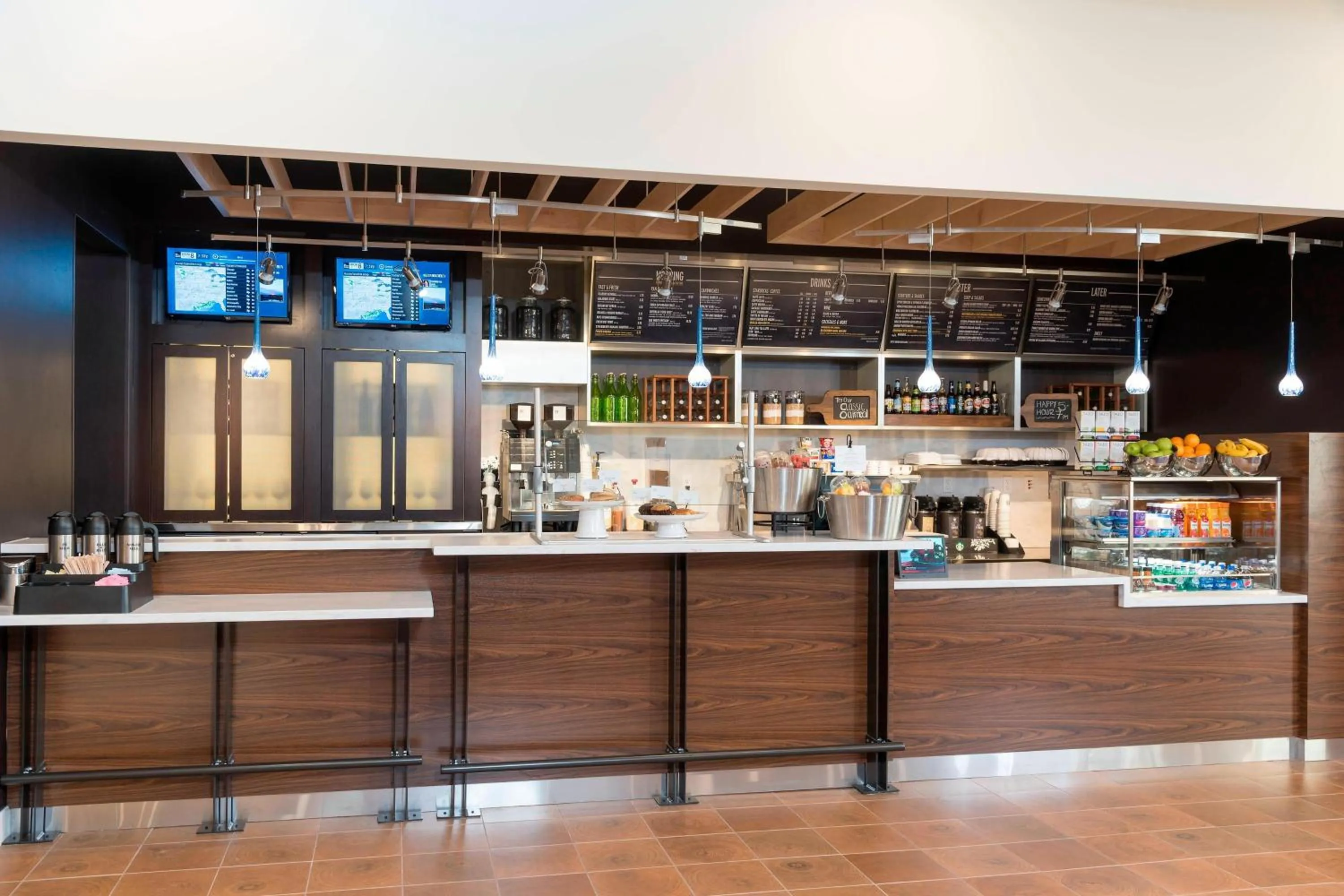 Restaurant/places to eat in Courtyard by Marriott Mt. Pleasant at Central Michigan University