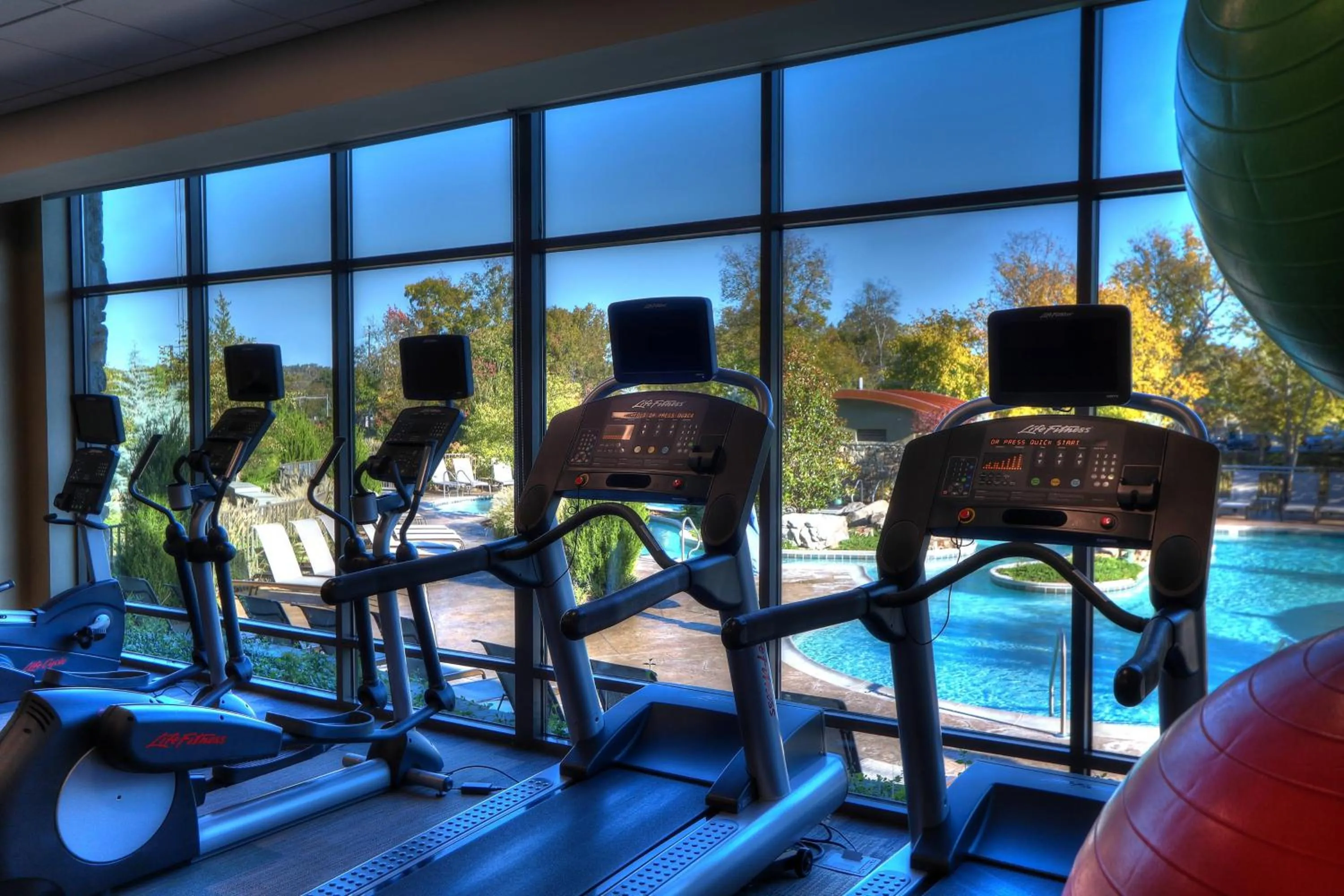Fitness centre/facilities in Courtyard by Marriott Pigeon Forge