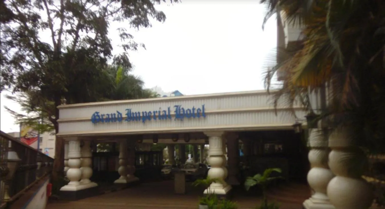 Day in Grand Imperial Hotel