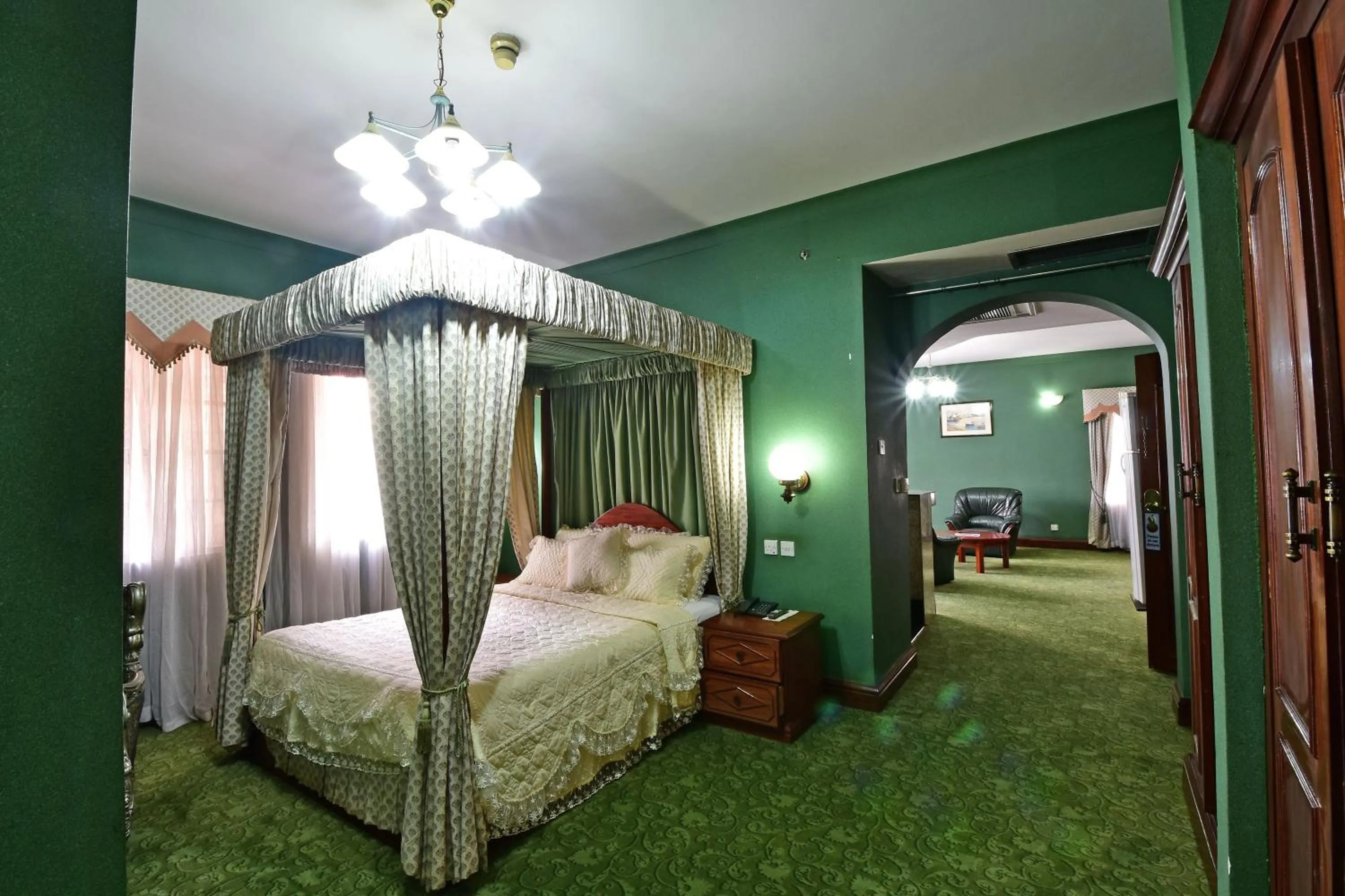 Bed in Grand Imperial Hotel