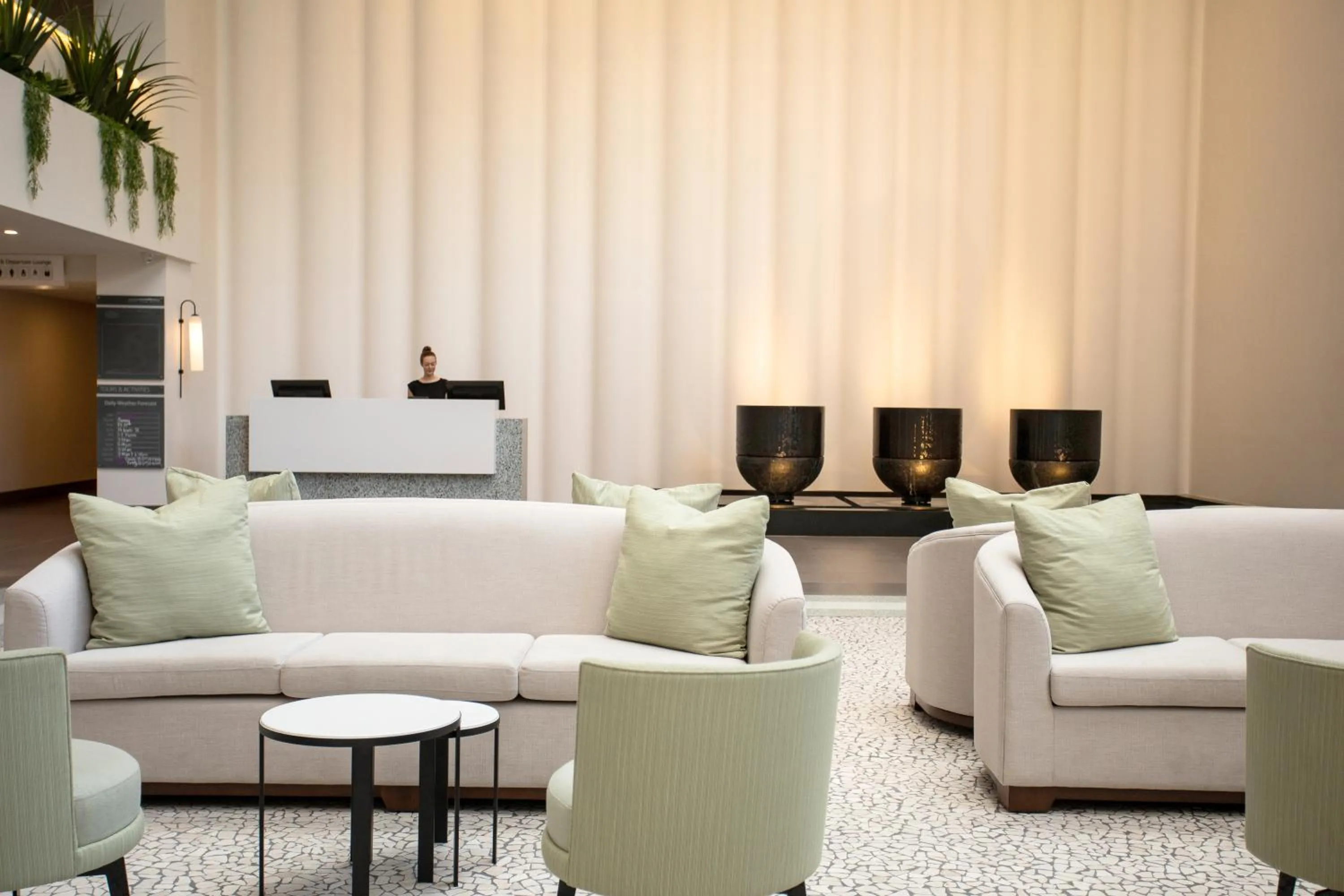 Lobby or reception in Reef View Hotel