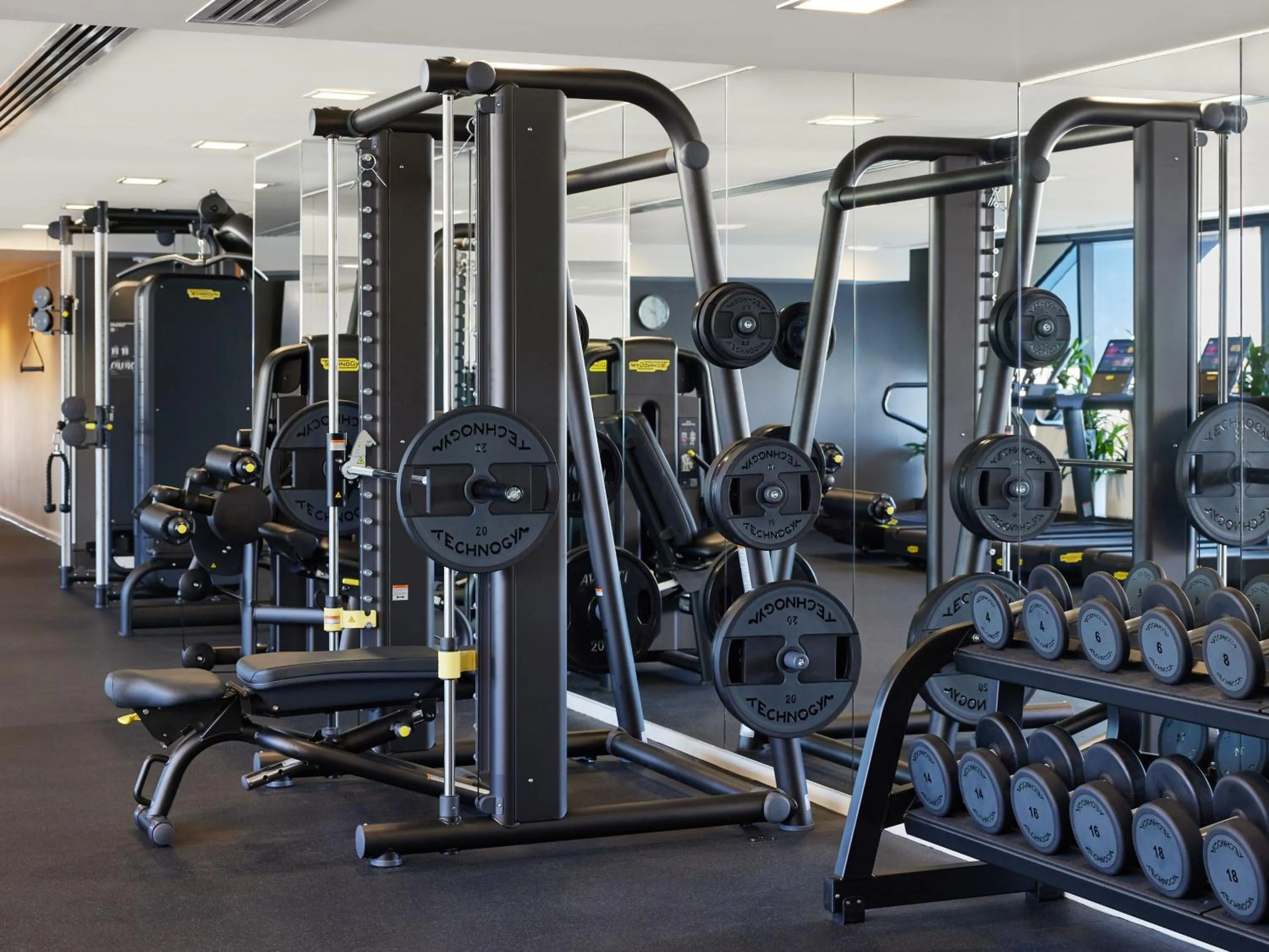 Fitness centre/facilities in Pan Pacific Melbourne