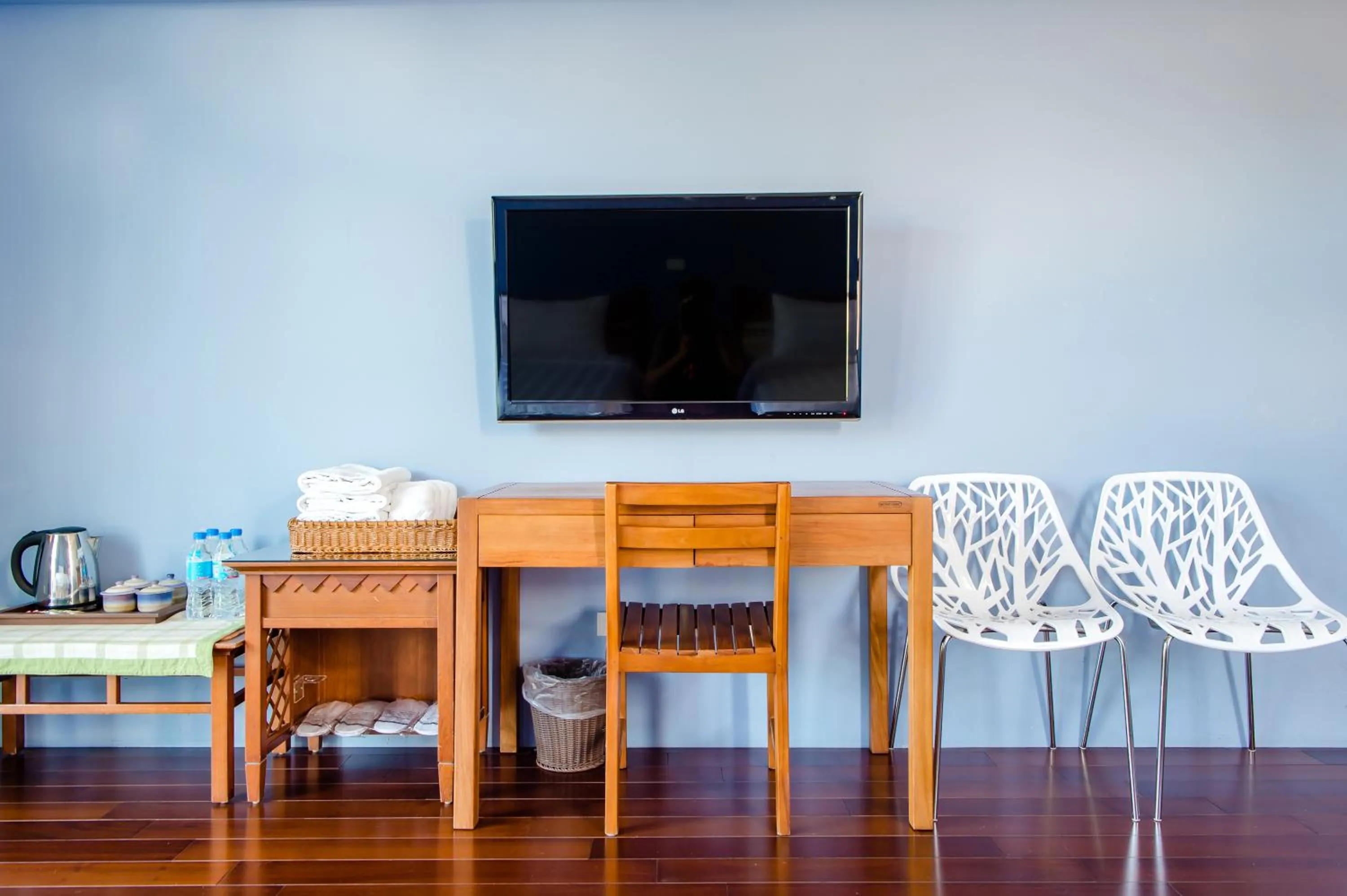 TV and multimedia in Summer Garden