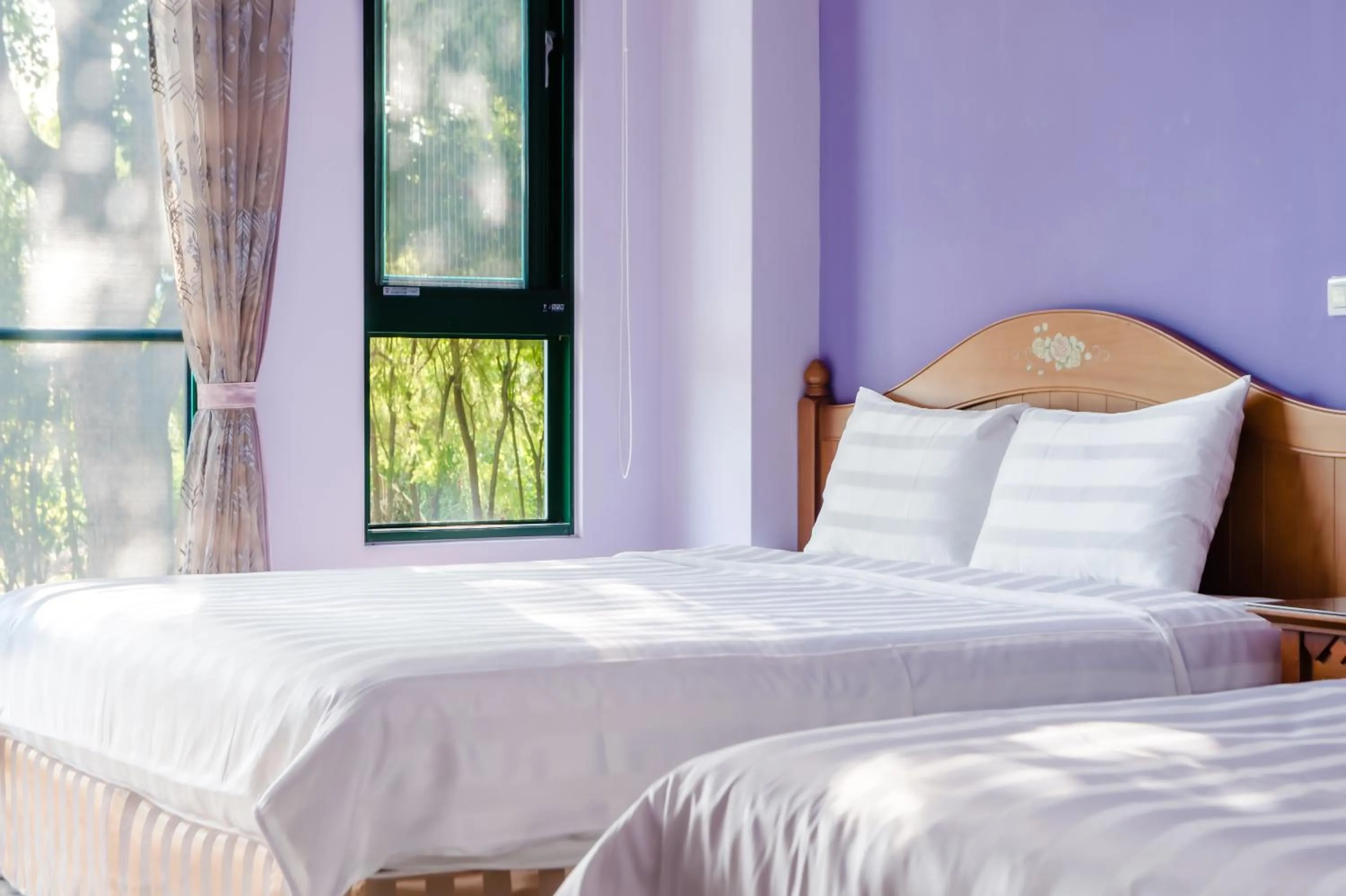 Bedroom, Bed in Summer Garden