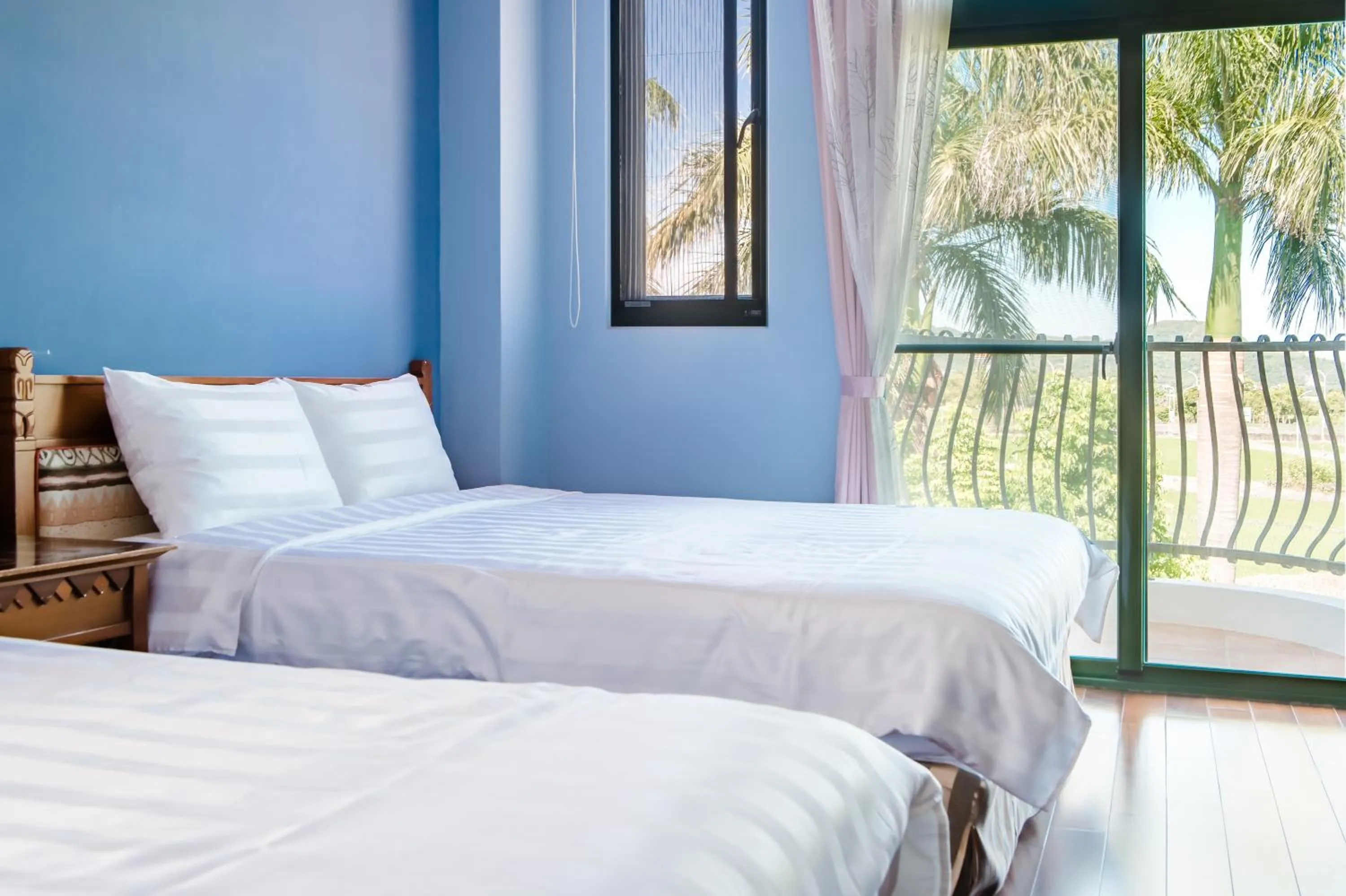 Bedroom, Bed in Summer Garden