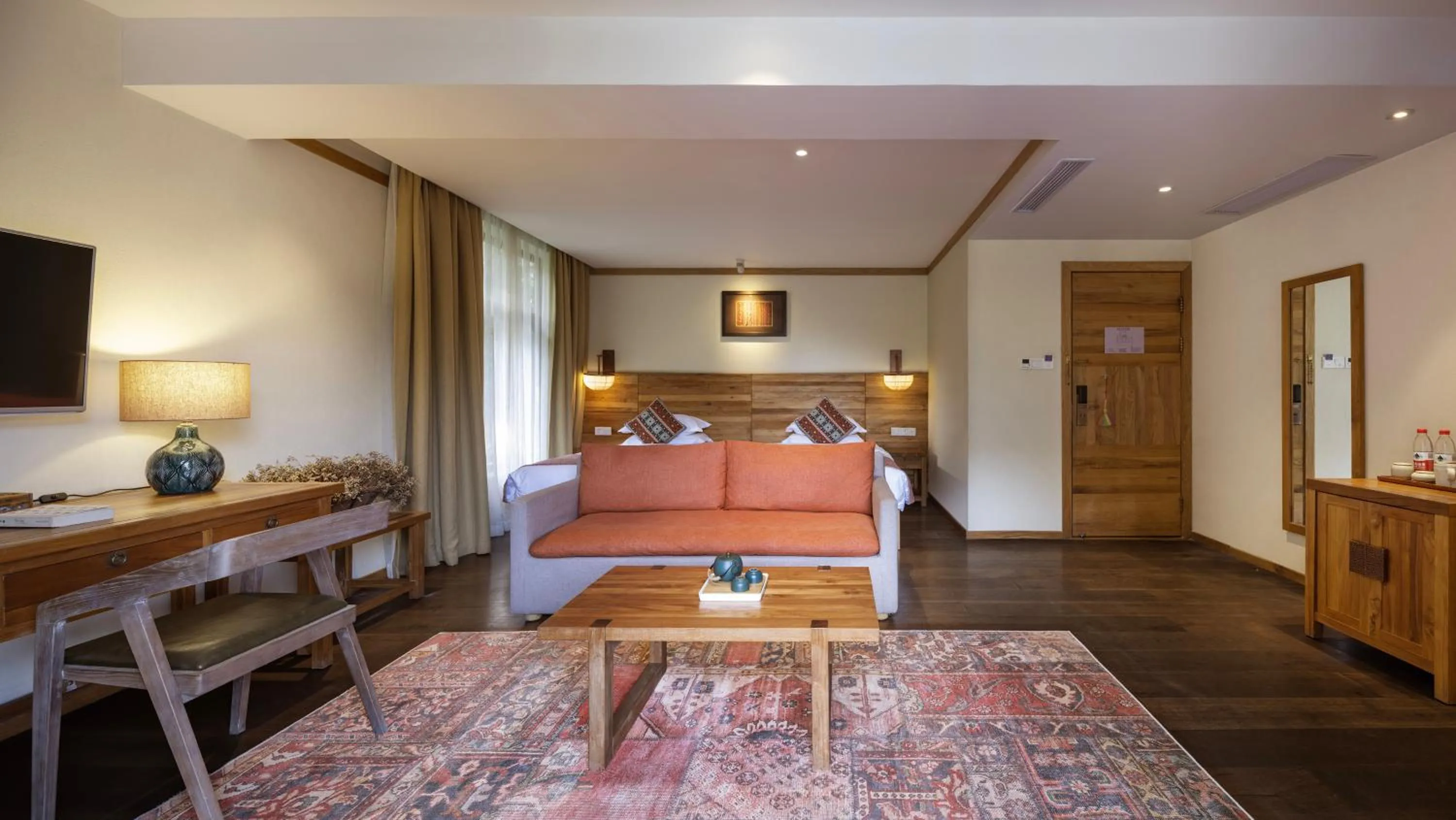 Bedroom, Bed in Yangshuo The Apsara Lodge