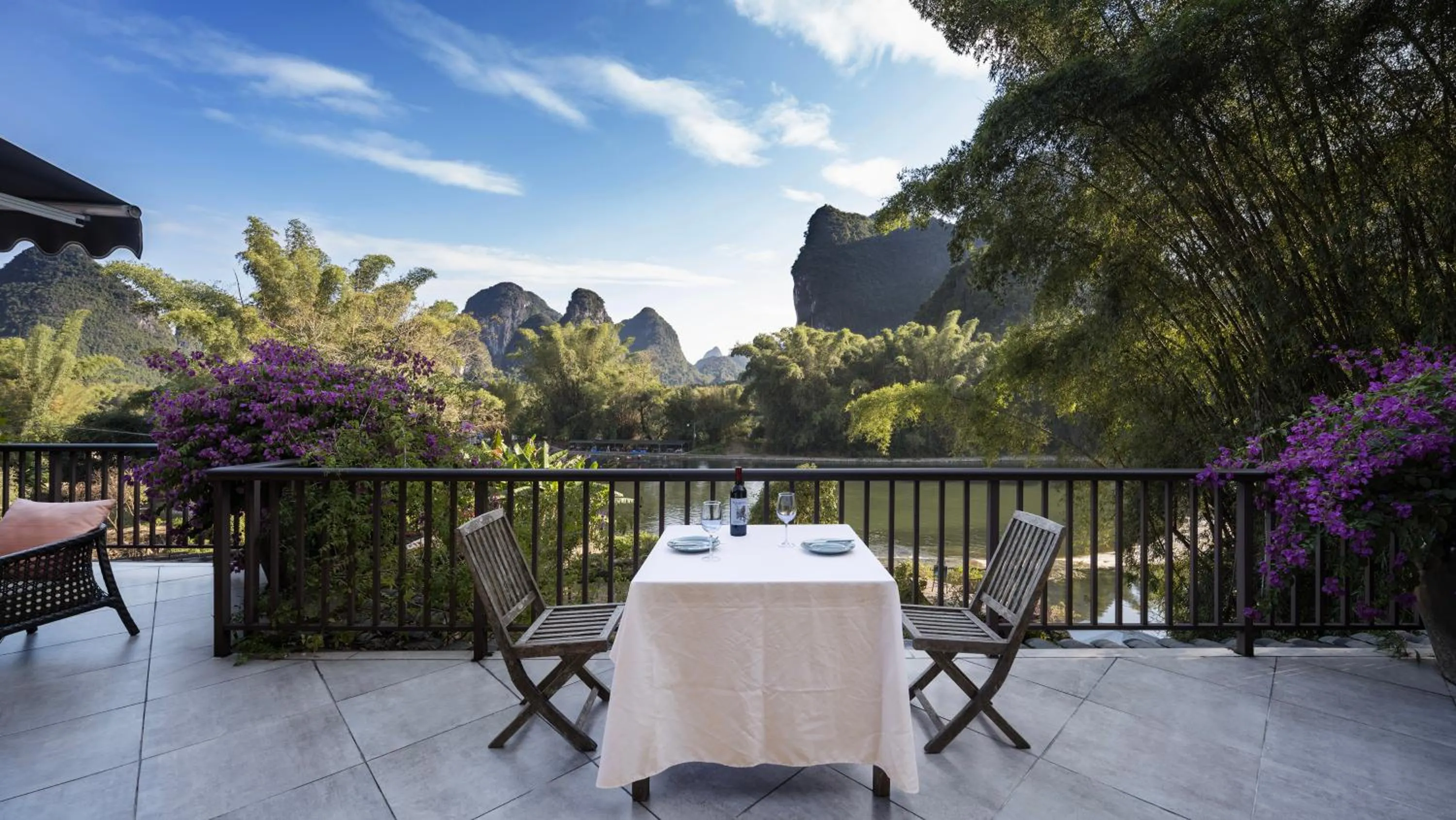 Natural landscape in Yangshuo The Apsara Lodge