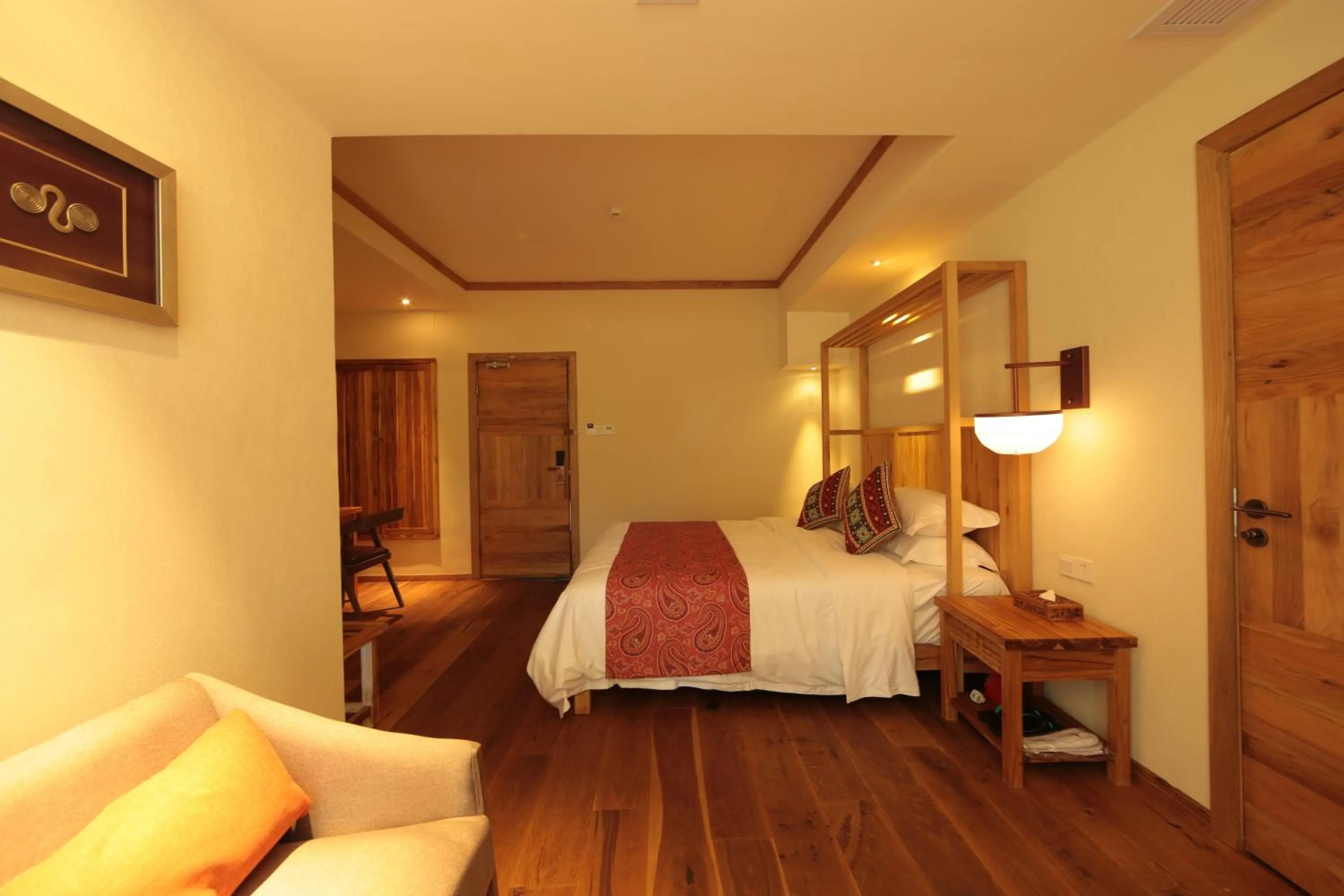 Photo of the whole room, Bed in The Apsara Lodge