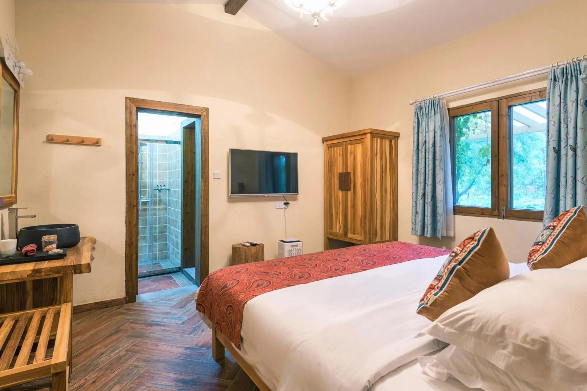 Bed in The Apsara Lodge