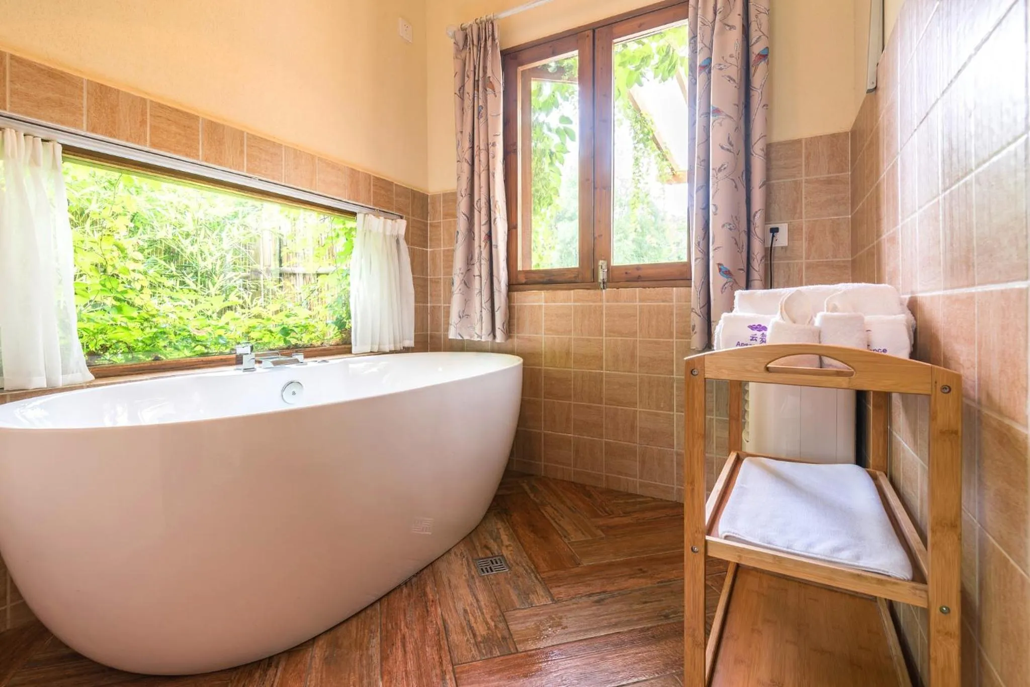 Shower in The Apsara Lodge