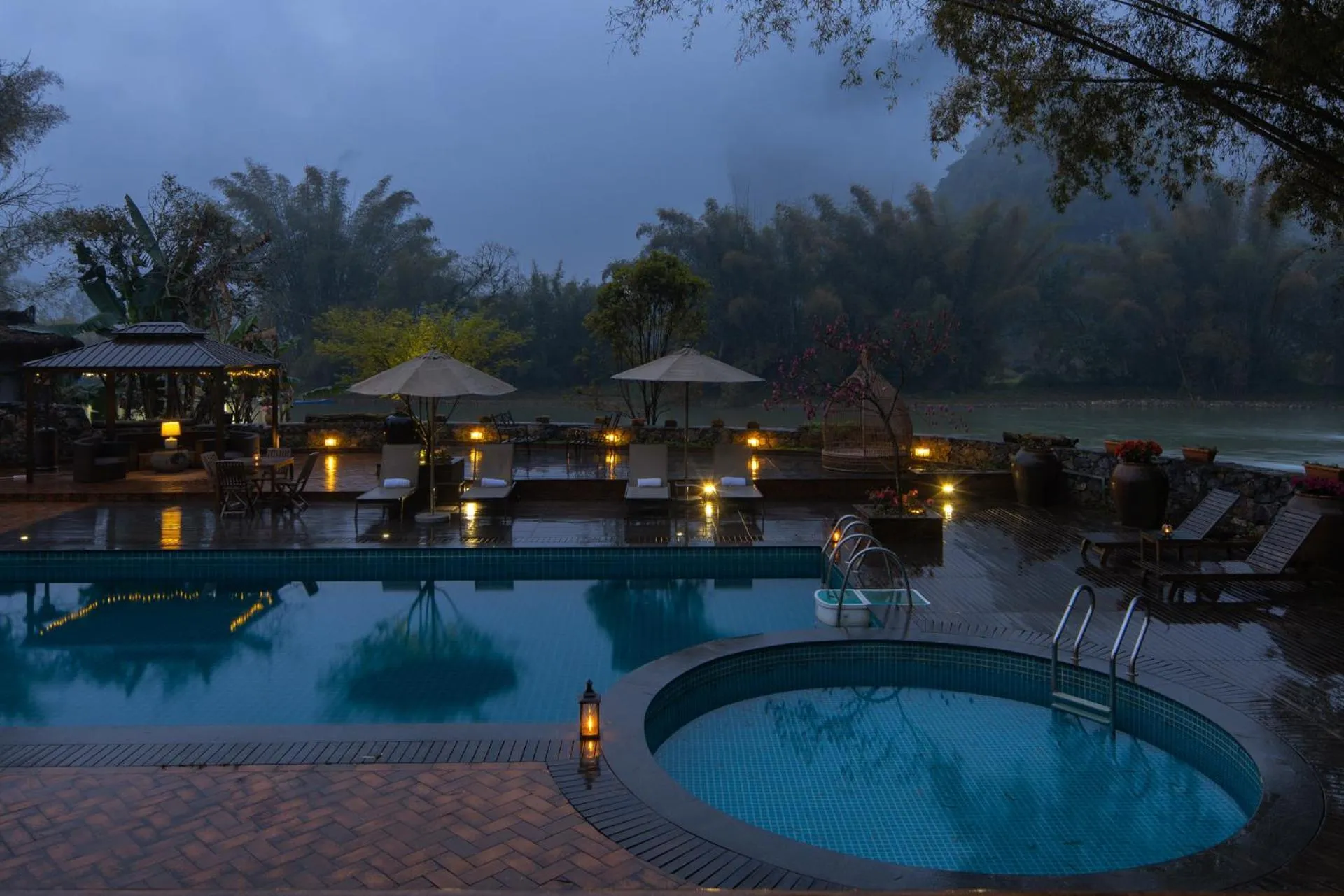 Swimming pool in The Apsara Lodge