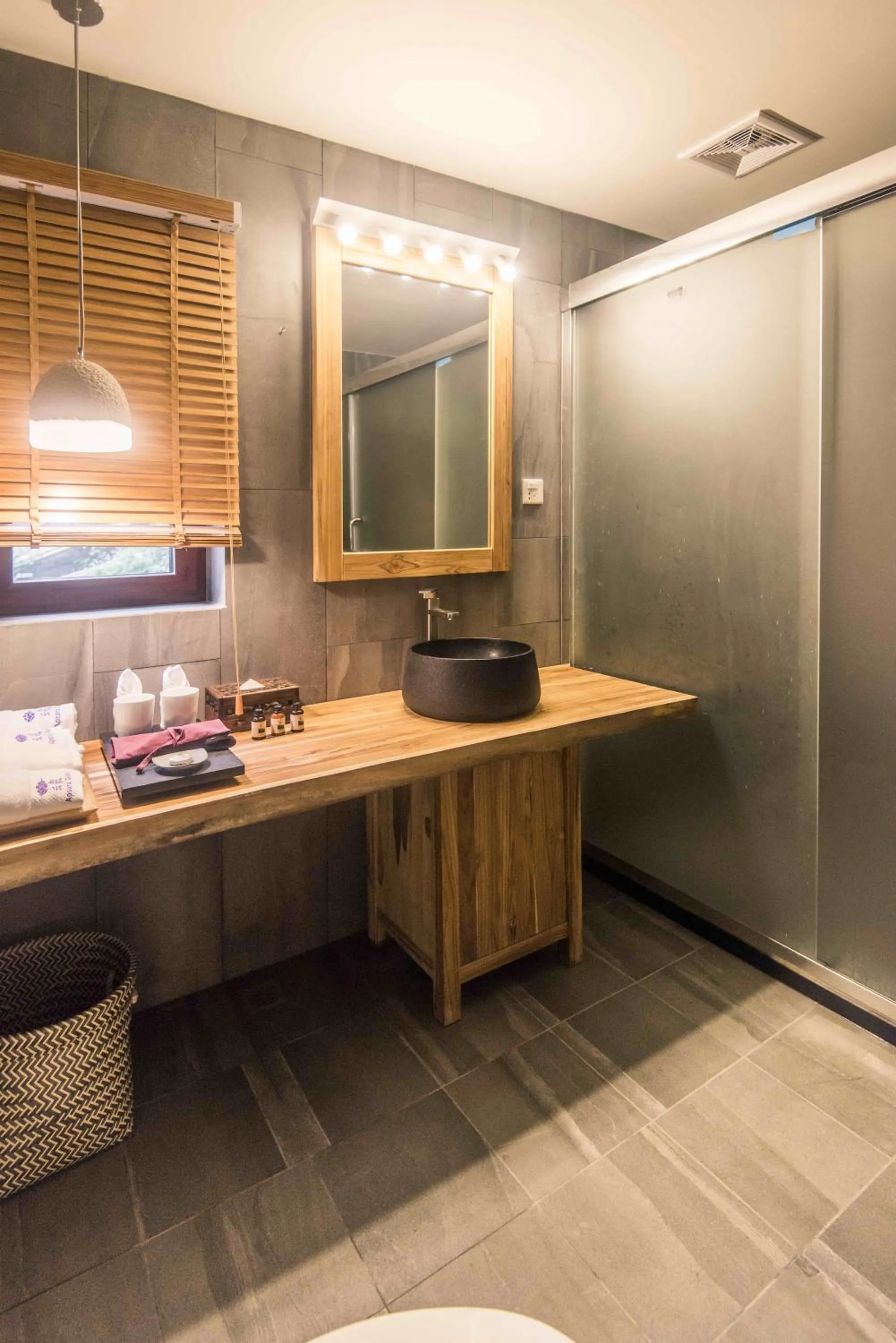 Bathroom in The Apsara Lodge