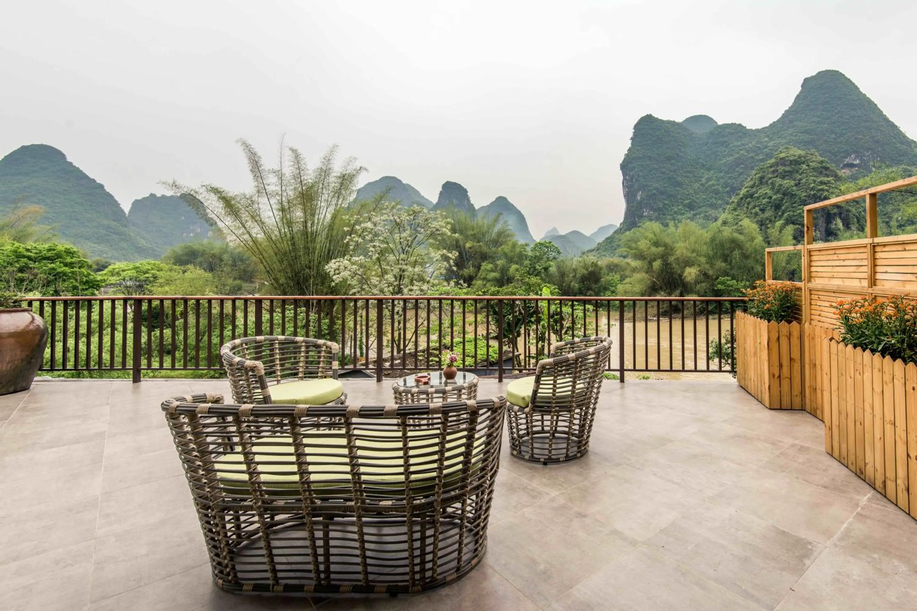 Lounge or bar in The Apsara Lodge