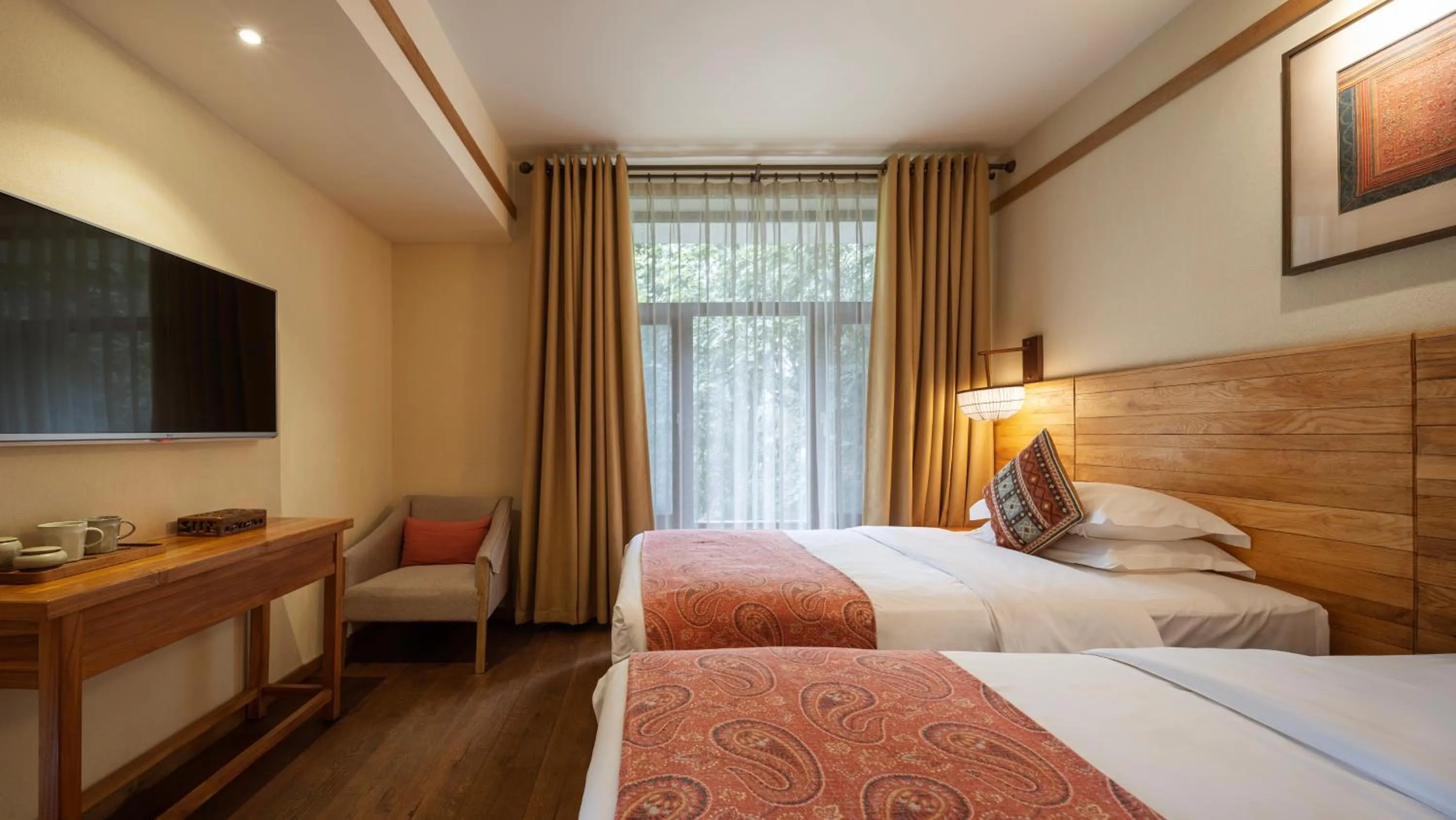 TV and multimedia, Bed in Yangshuo The Apsara Lodge